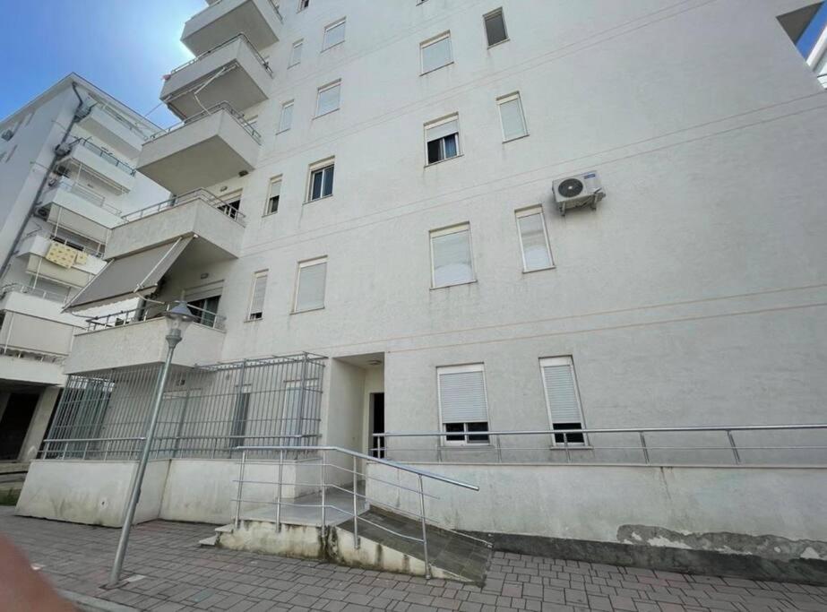 P&L Seaside Luxurious Apartament