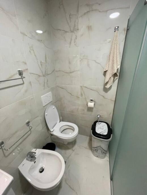 P&L Seaside Luxurious Apartament