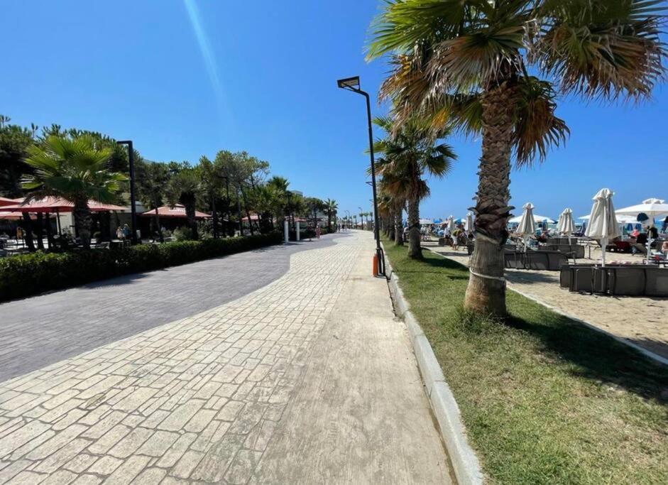 P&L Seaside Luxurious Apartament