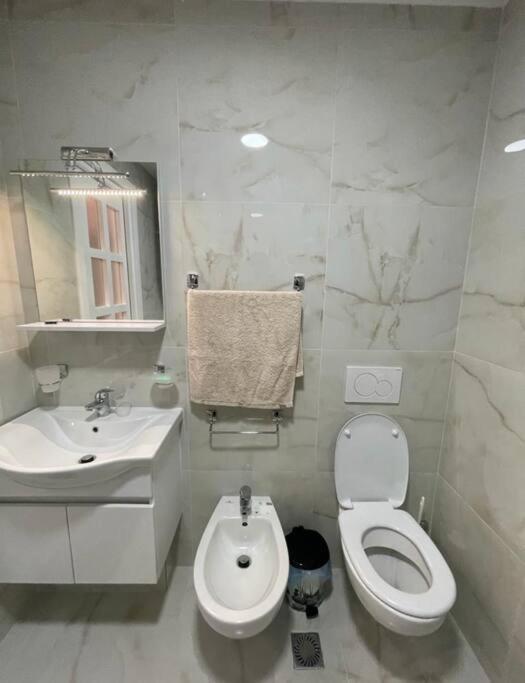 P&L Seaside Luxurious Apartament