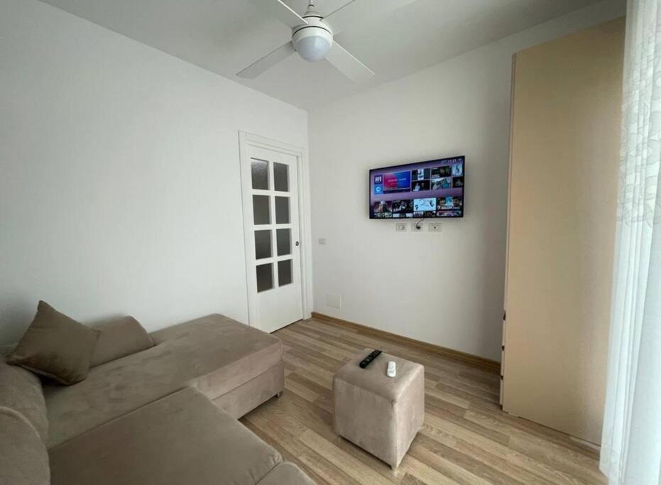 P&L Seaside Luxurious Apartament