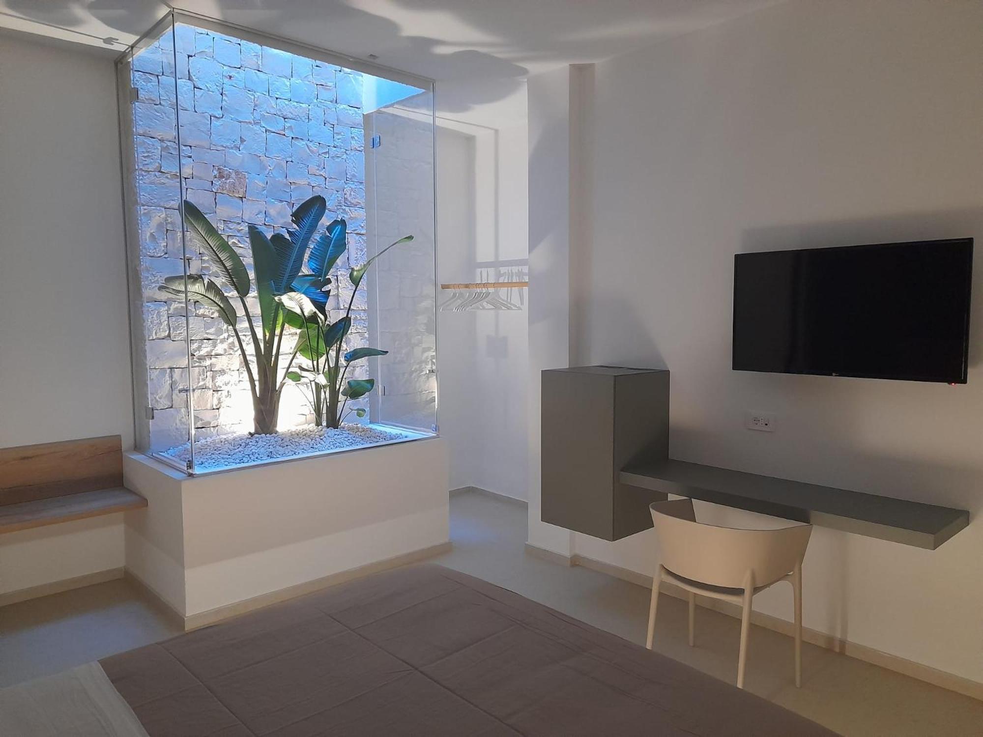 YOUR HOUSE ROOMS 3