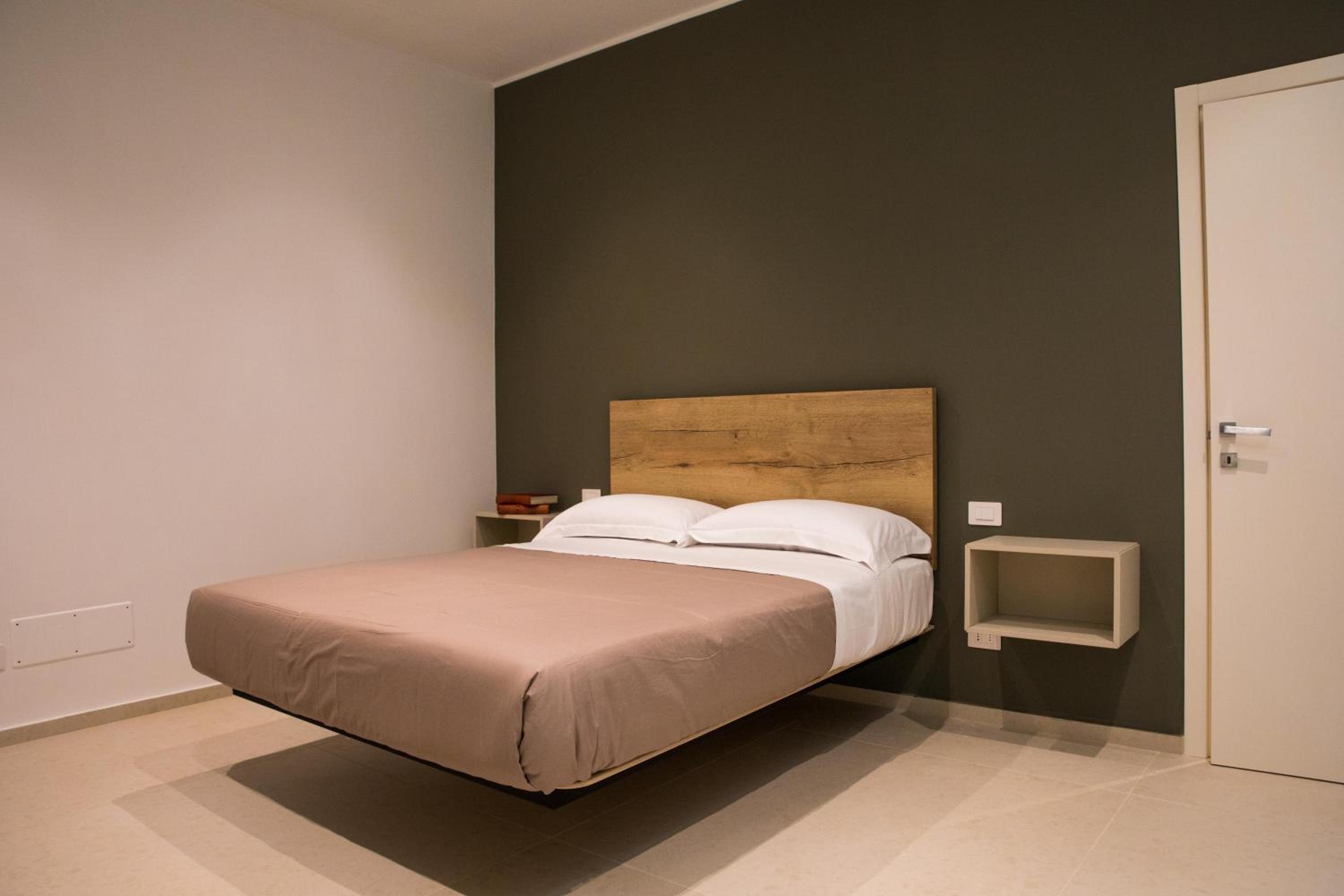 YOUR HOUSE ROOMS 3