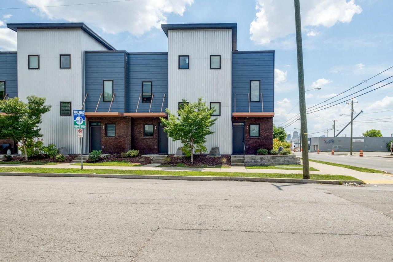 Photograph supplied for Modern Townhome, w/ Downtown Views, Rooftop Deck only 6min to Broadway