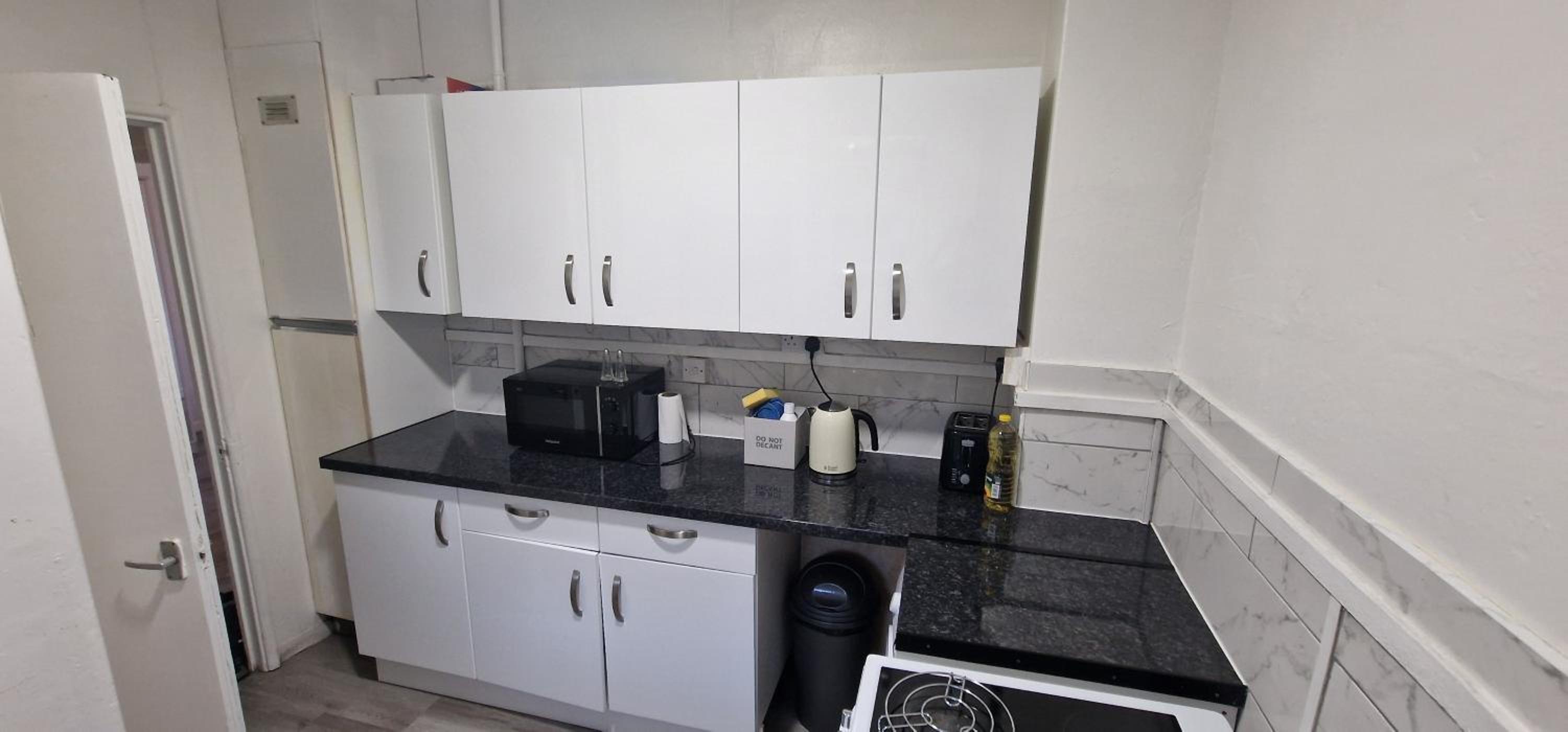 Comfortable 2 bedrooms flat in Oval Central London
