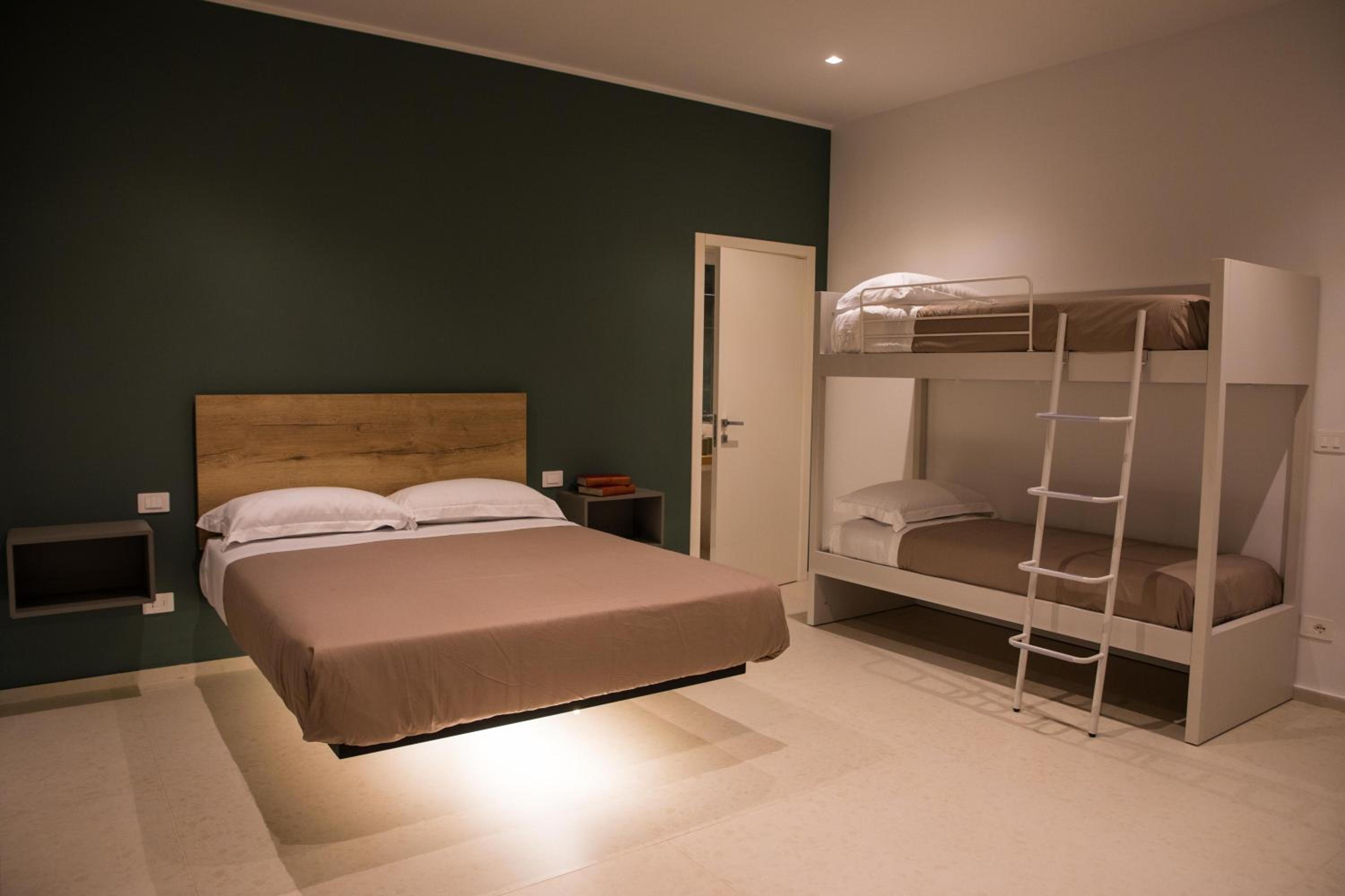 YOUR HOUSE ROOMS 3