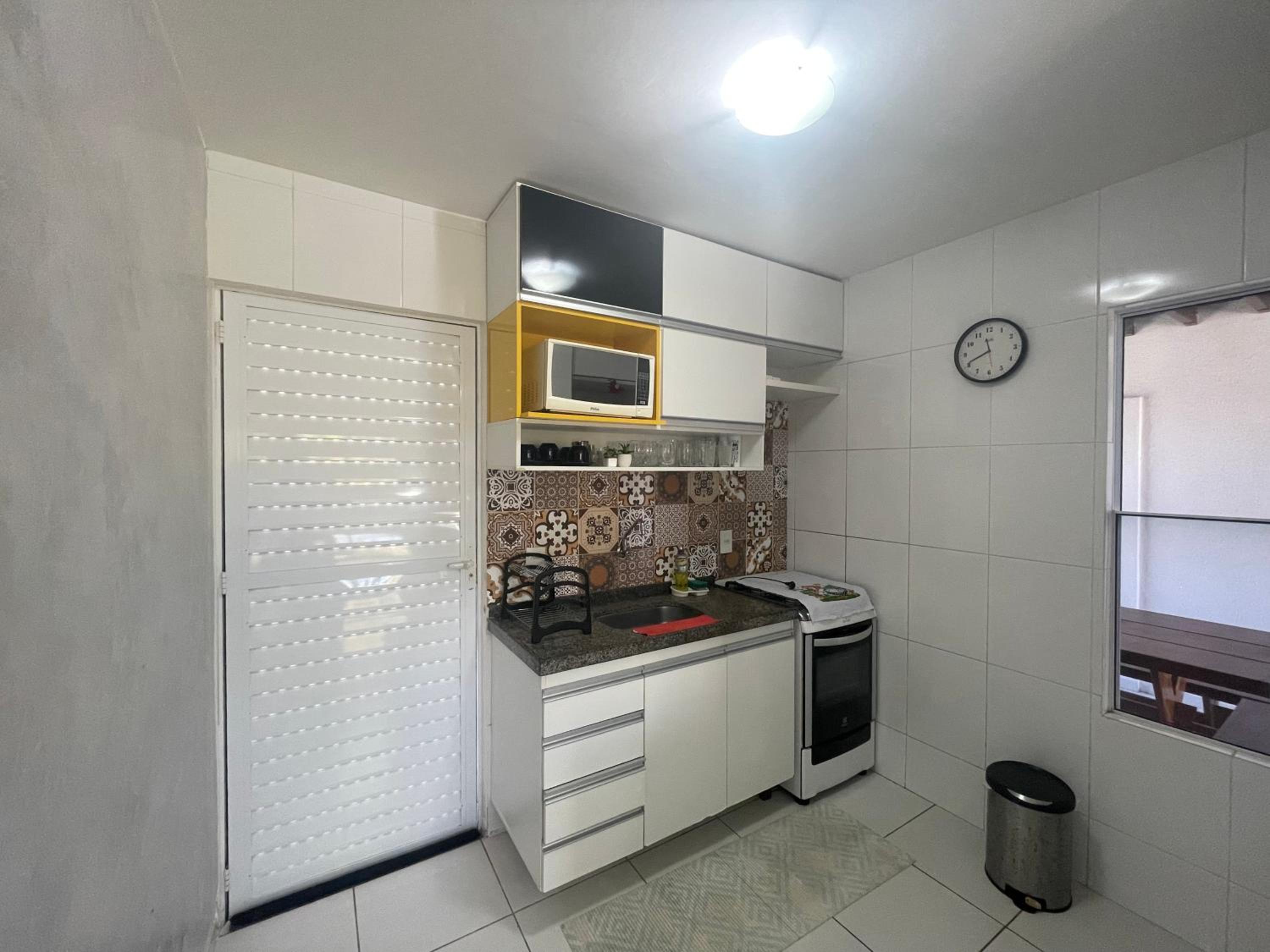 Linda Casa com Piscina em Condomínio Fechado na Praia do Francês