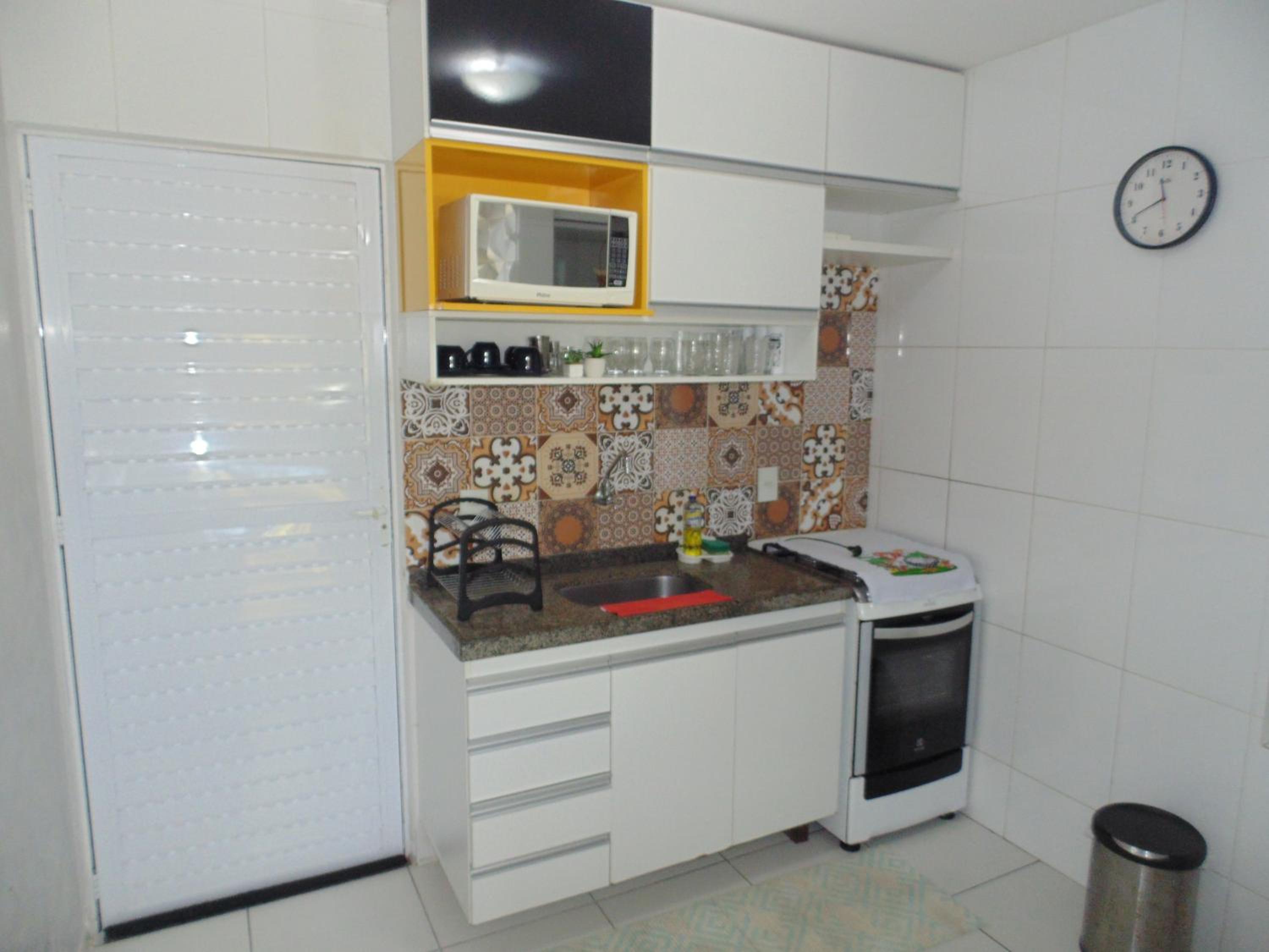 Linda Casa com Piscina em Condomínio Fechado na Praia do Francês