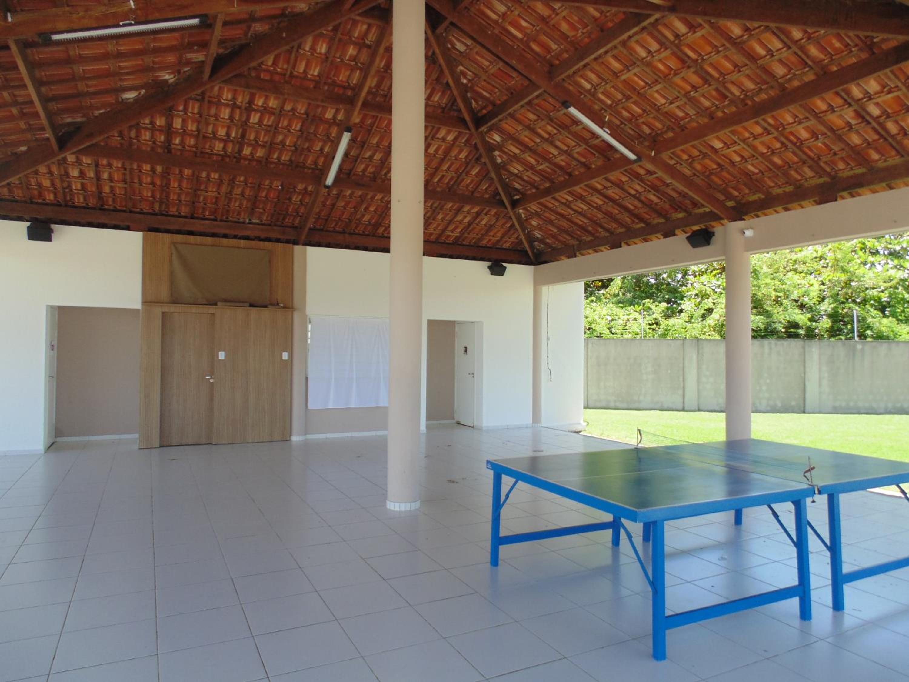 Linda Casa com Piscina em Condomínio Fechado na Praia do Francês