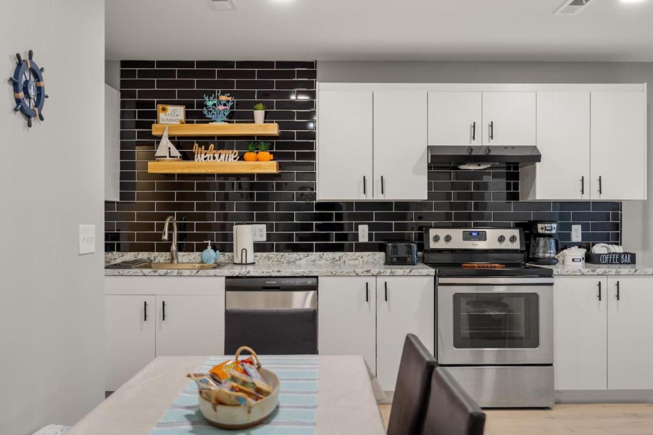 Lakeside Bliss 2BR, 1BA with All Modern Comforts view 4