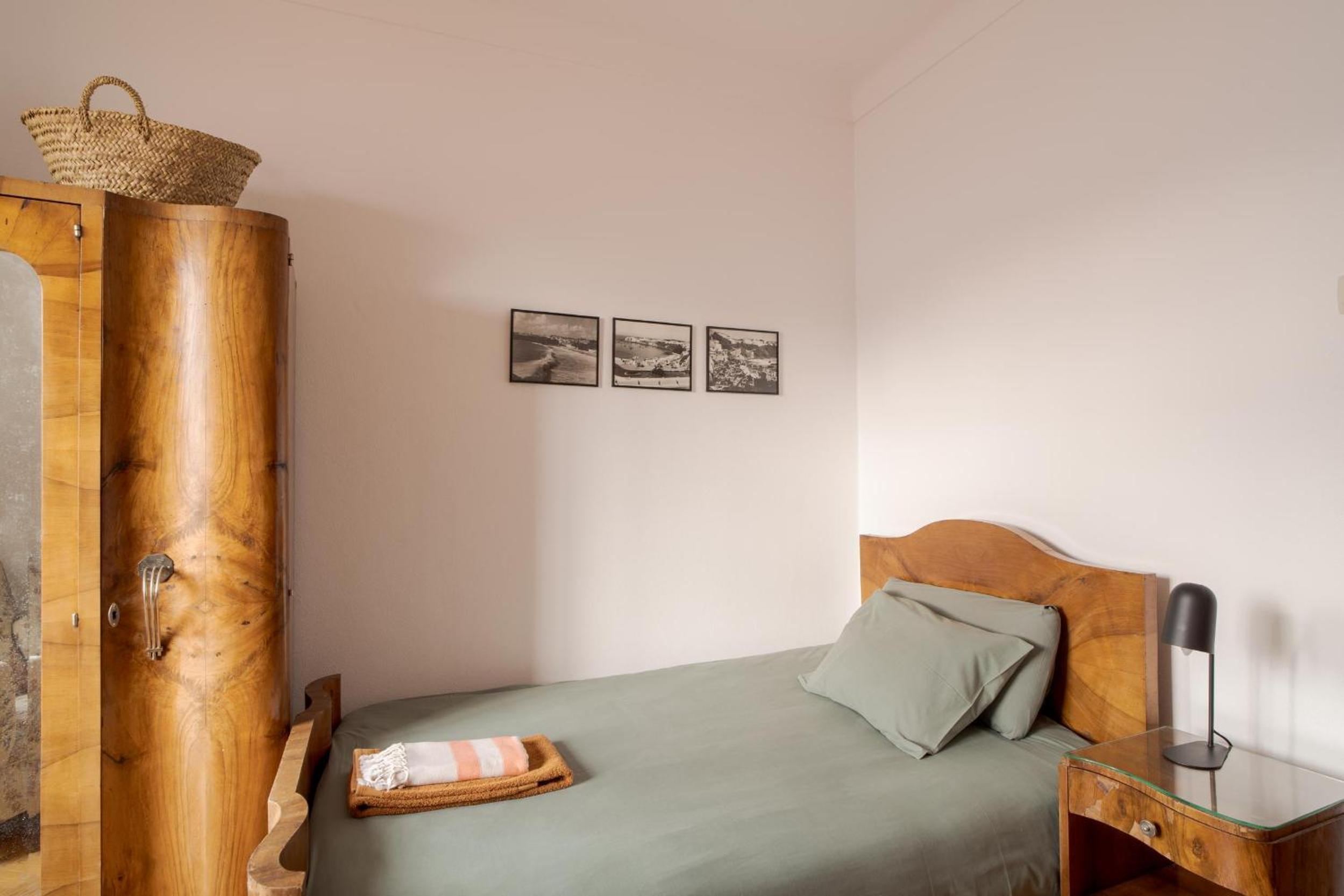 Manas Slowliving - Sines