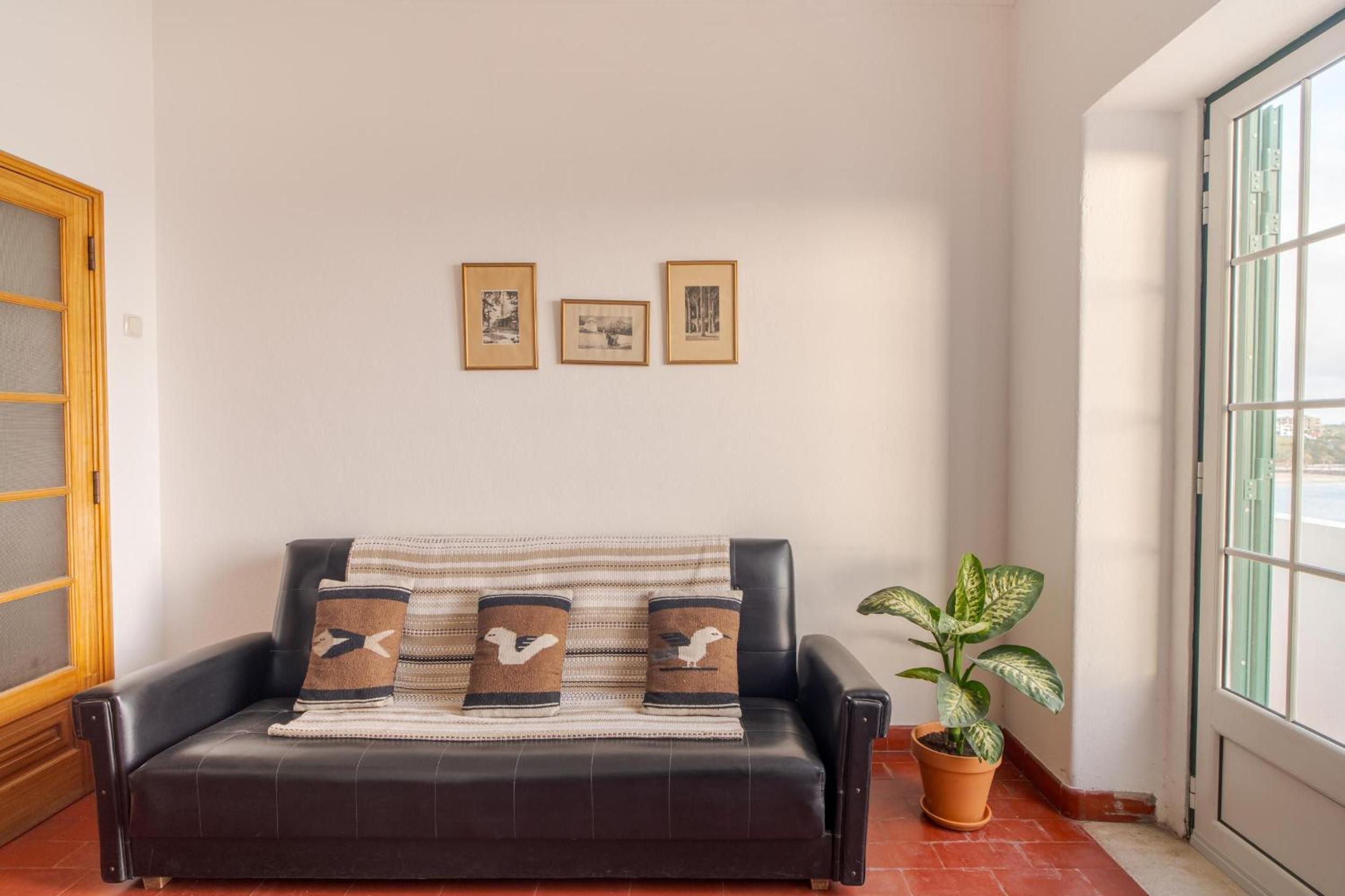 Manas Slowliving - Sines