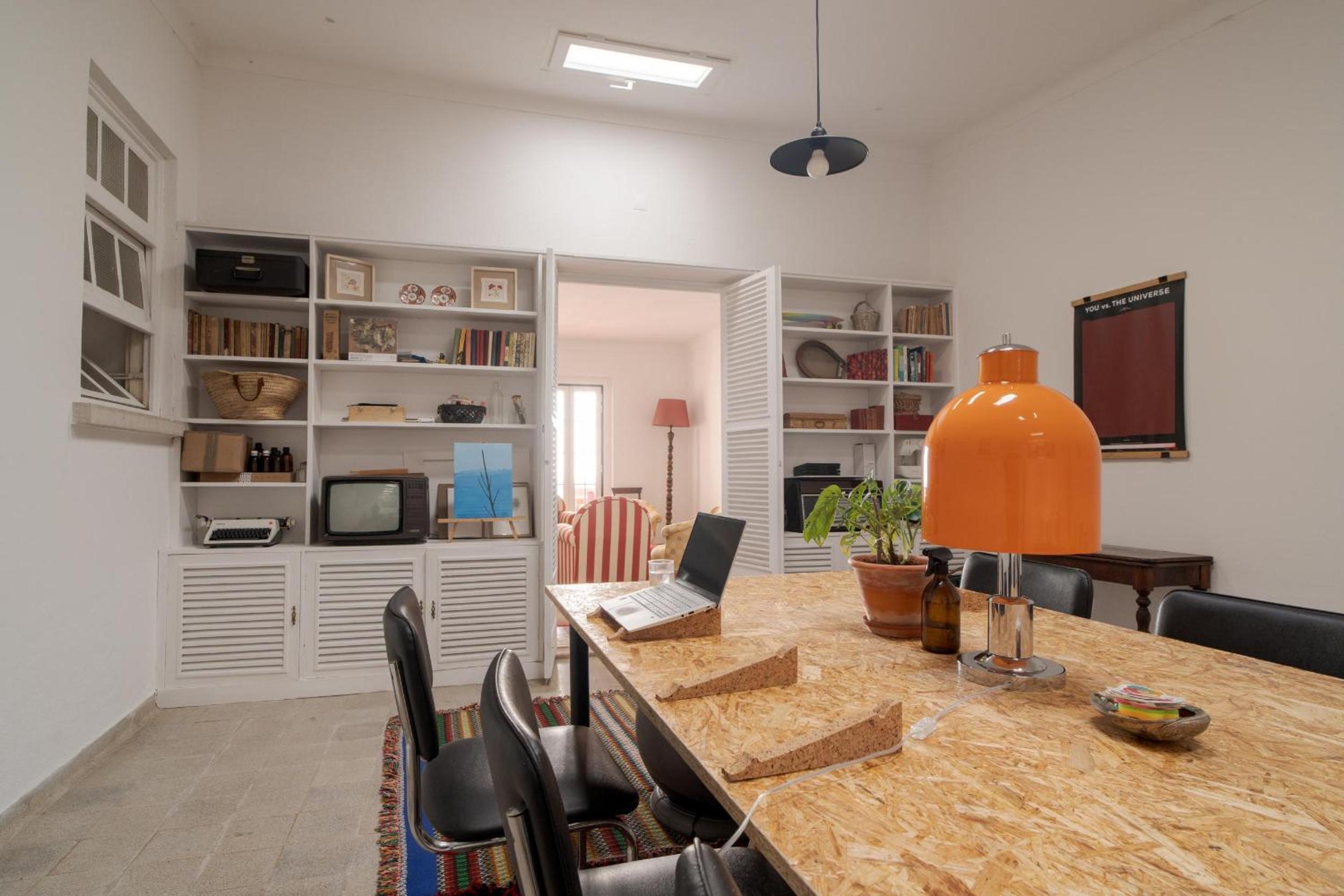 Manas Slowliving - Sines