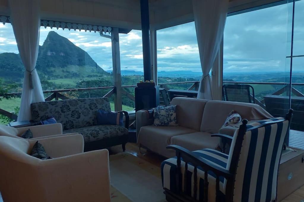Vista da montanha. Casa inteira 6 pessoas.