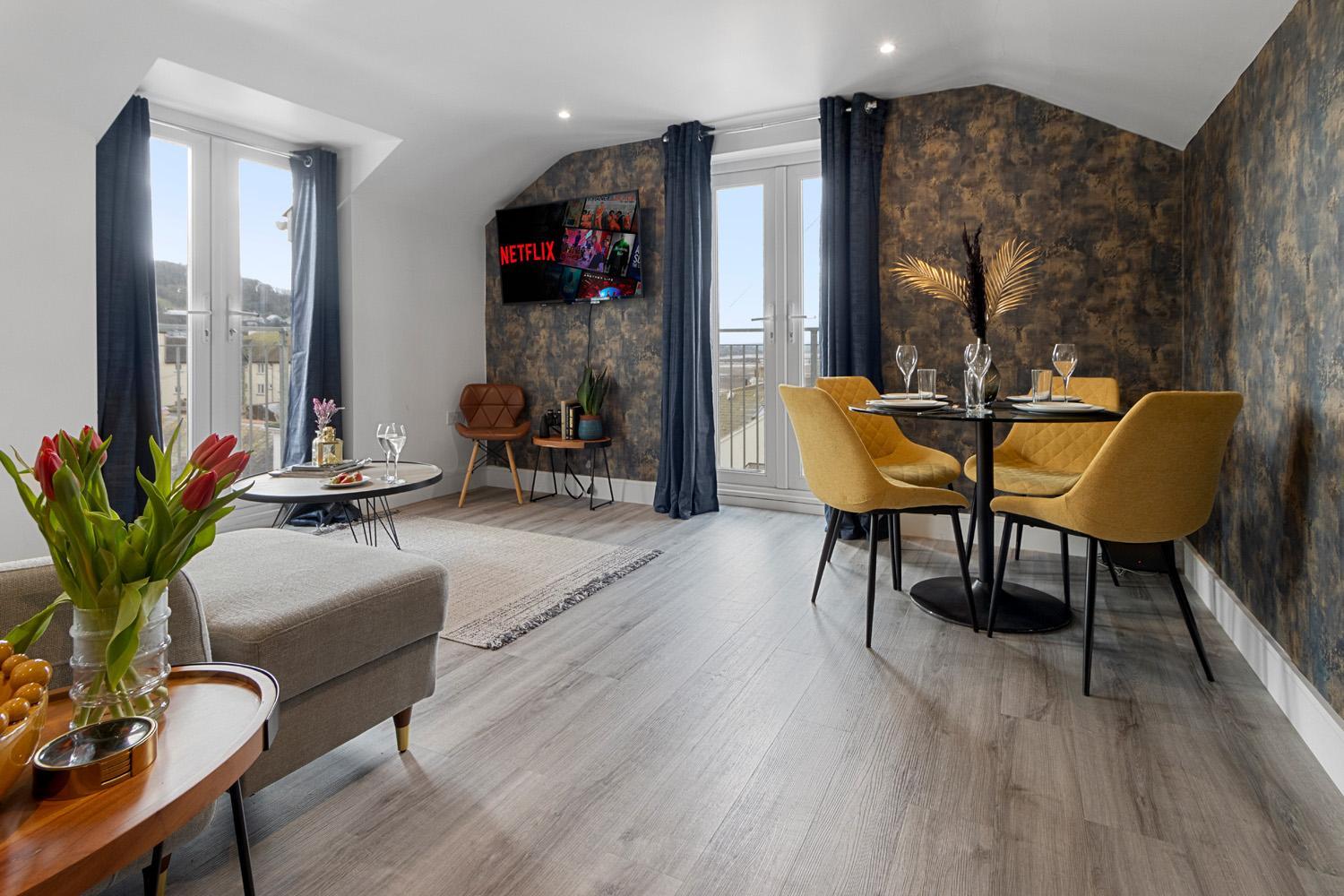 Sea views, Beachbreeze, Pet friendly, Private parking