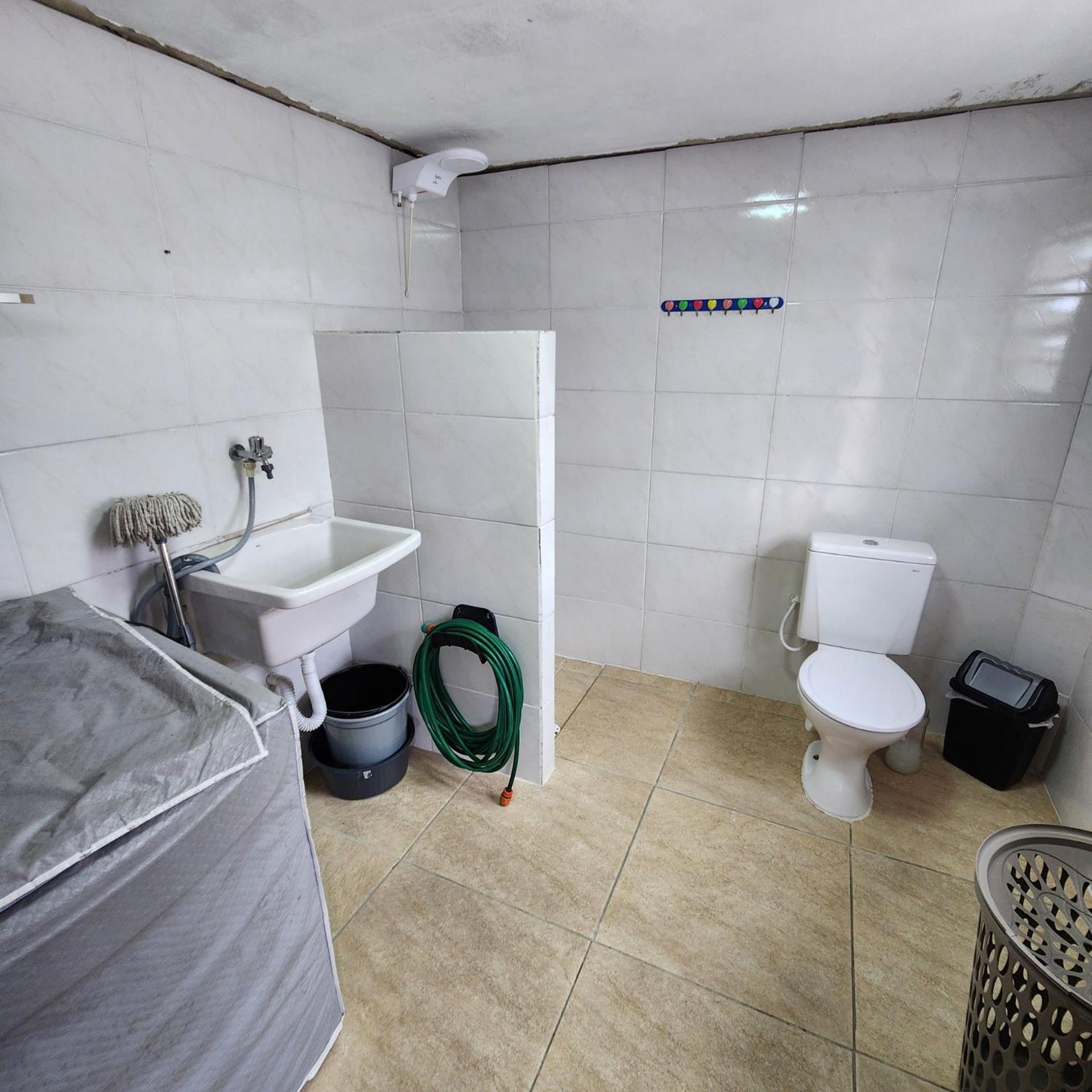 Casa com piscina e Wi Fi em Mongagua SP