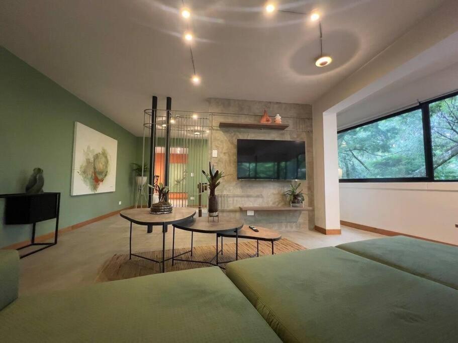 Apto BBC With Jacuzzi In Heart Of Provenza