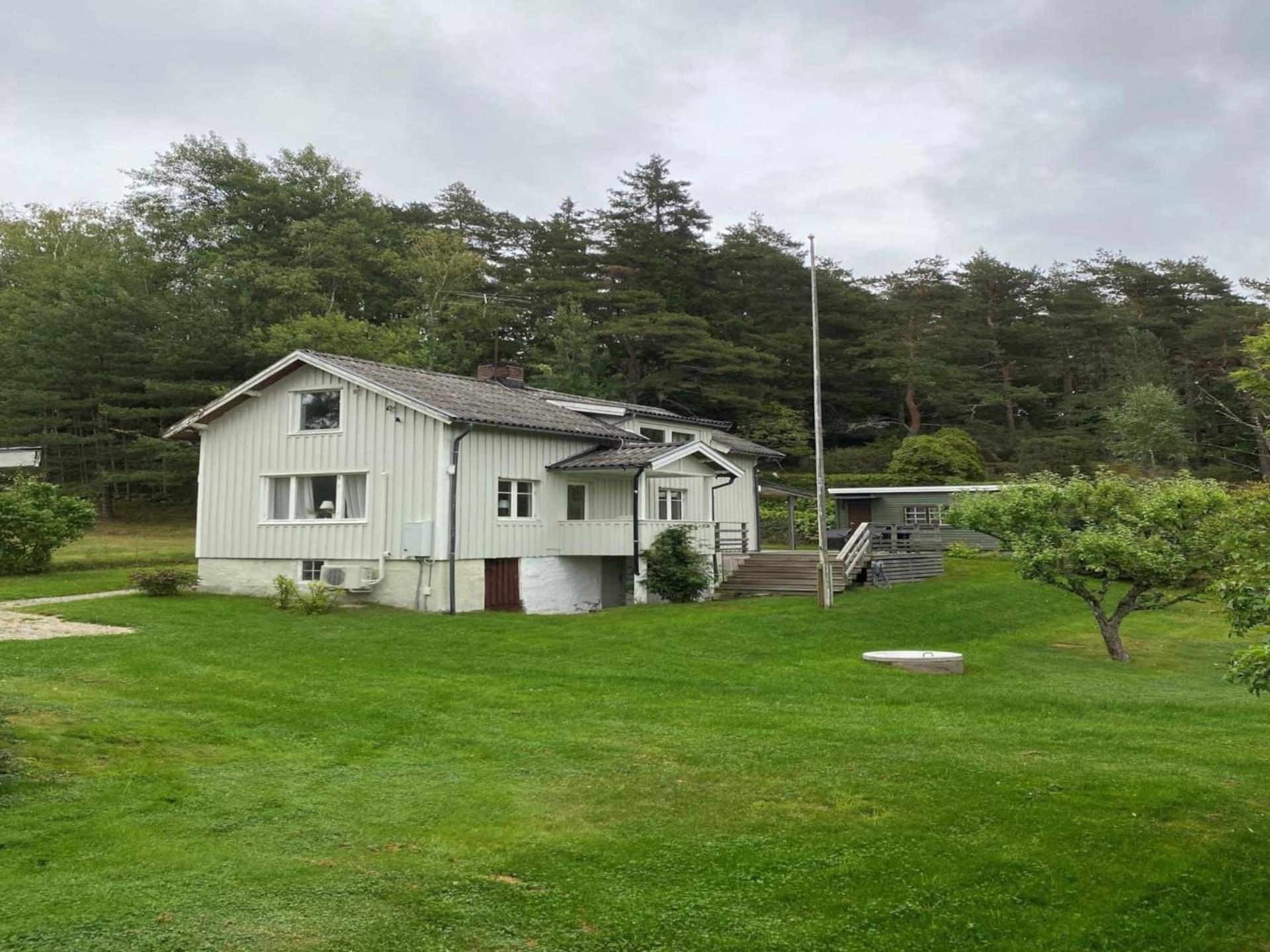 A nice little cottage in Henån view 5