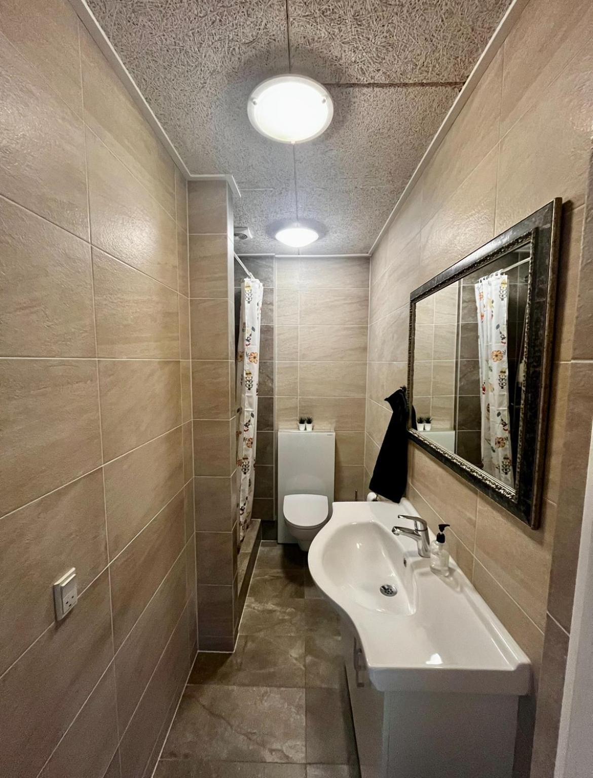 Barneys Rooms