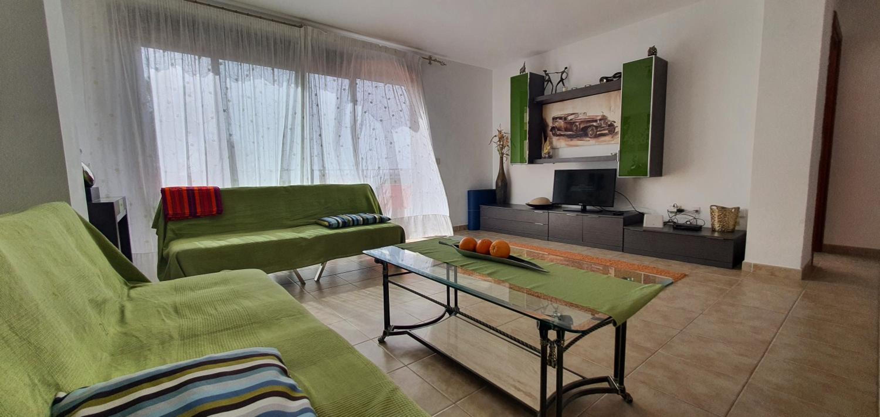 2 Bedroom Apartment Callao Salvaje