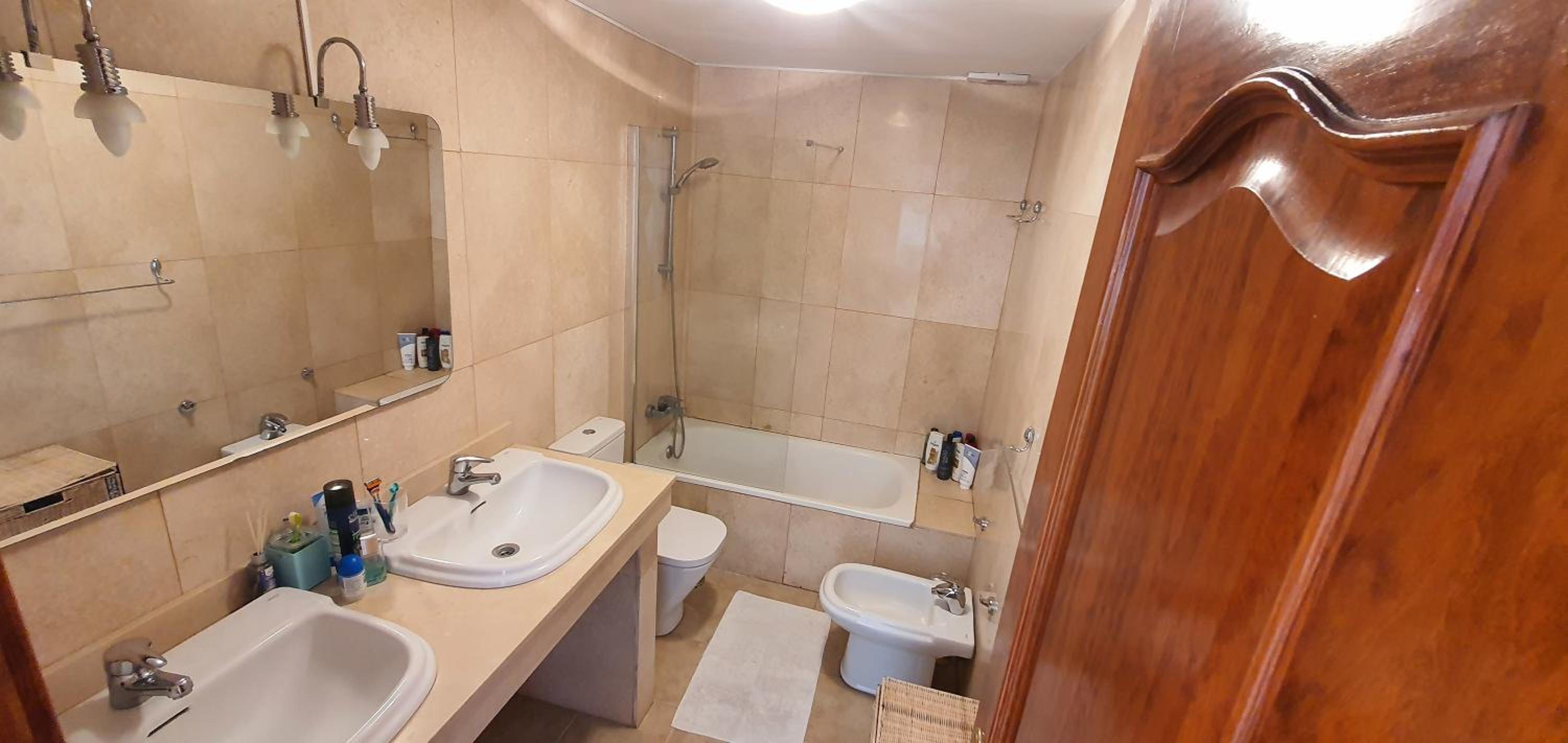 2 Bedroom Apartment Callao Salvaje