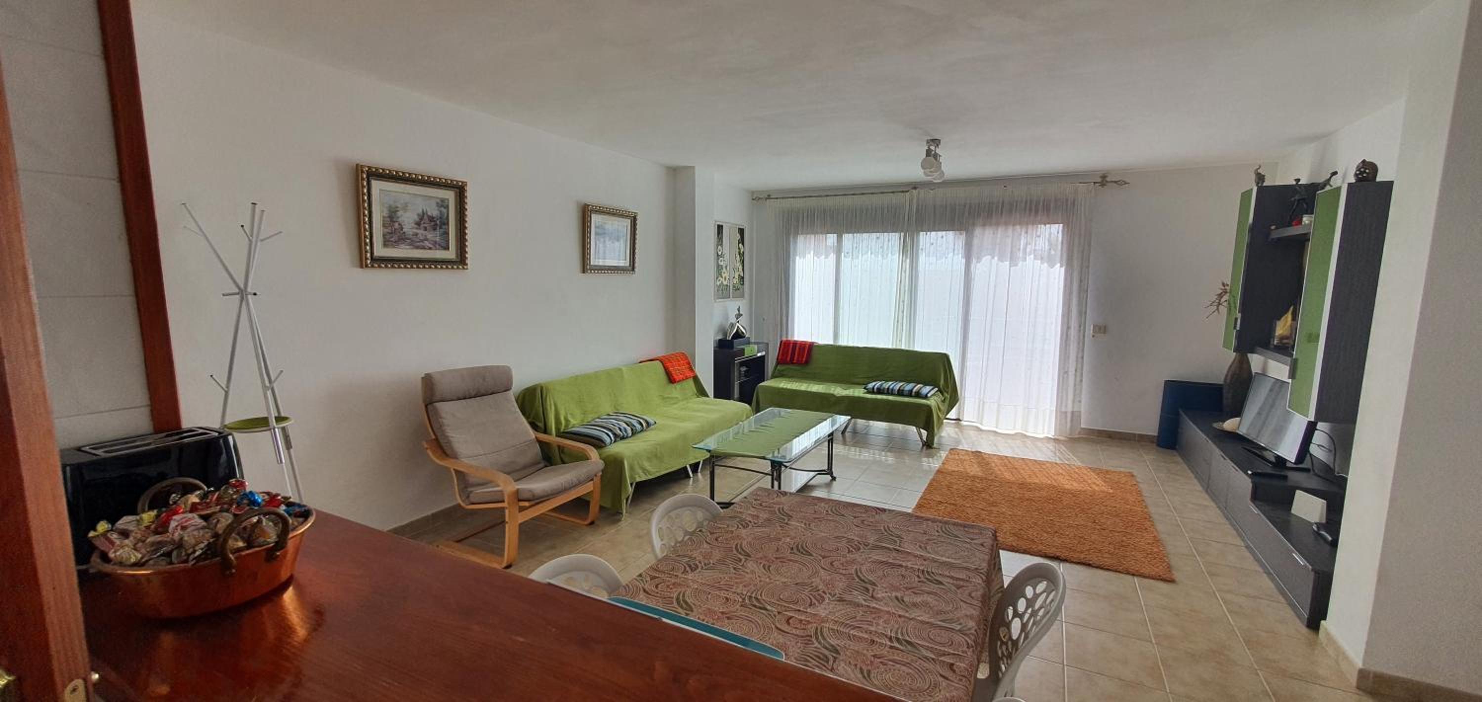 2 Bedroom Apartment Callao Salvaje