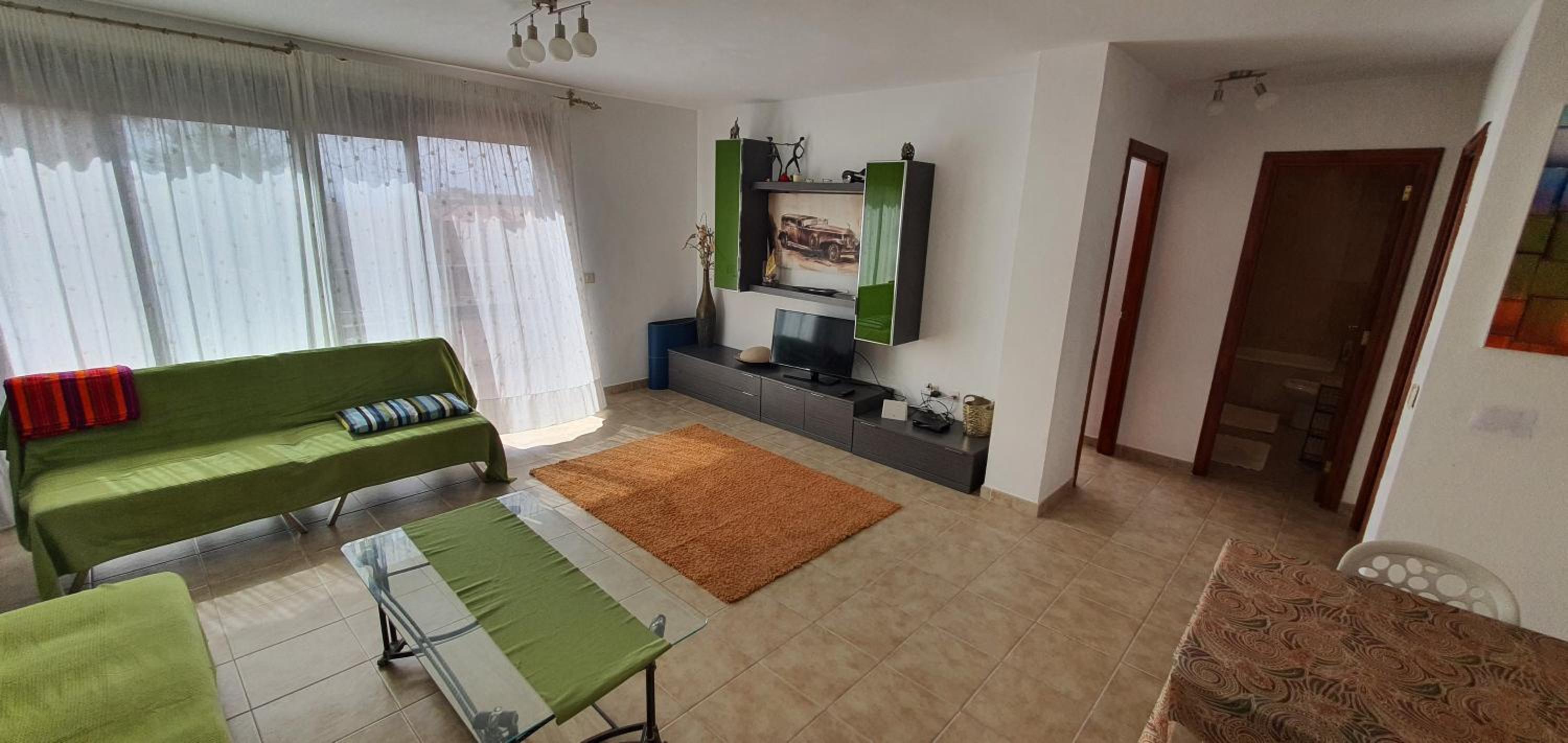 2 Bedroom Apartment Callao Salvaje