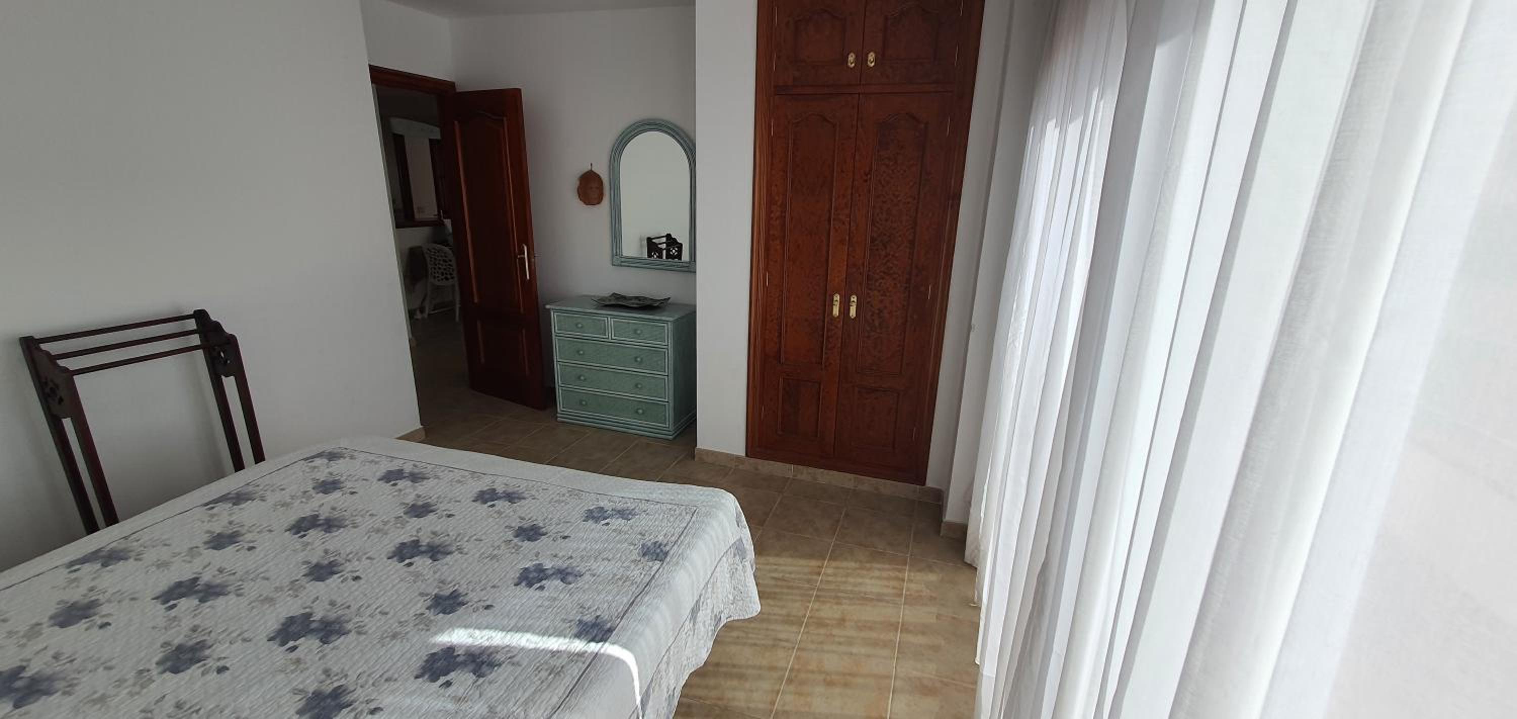 2 Bedroom Apartment Callao Salvaje