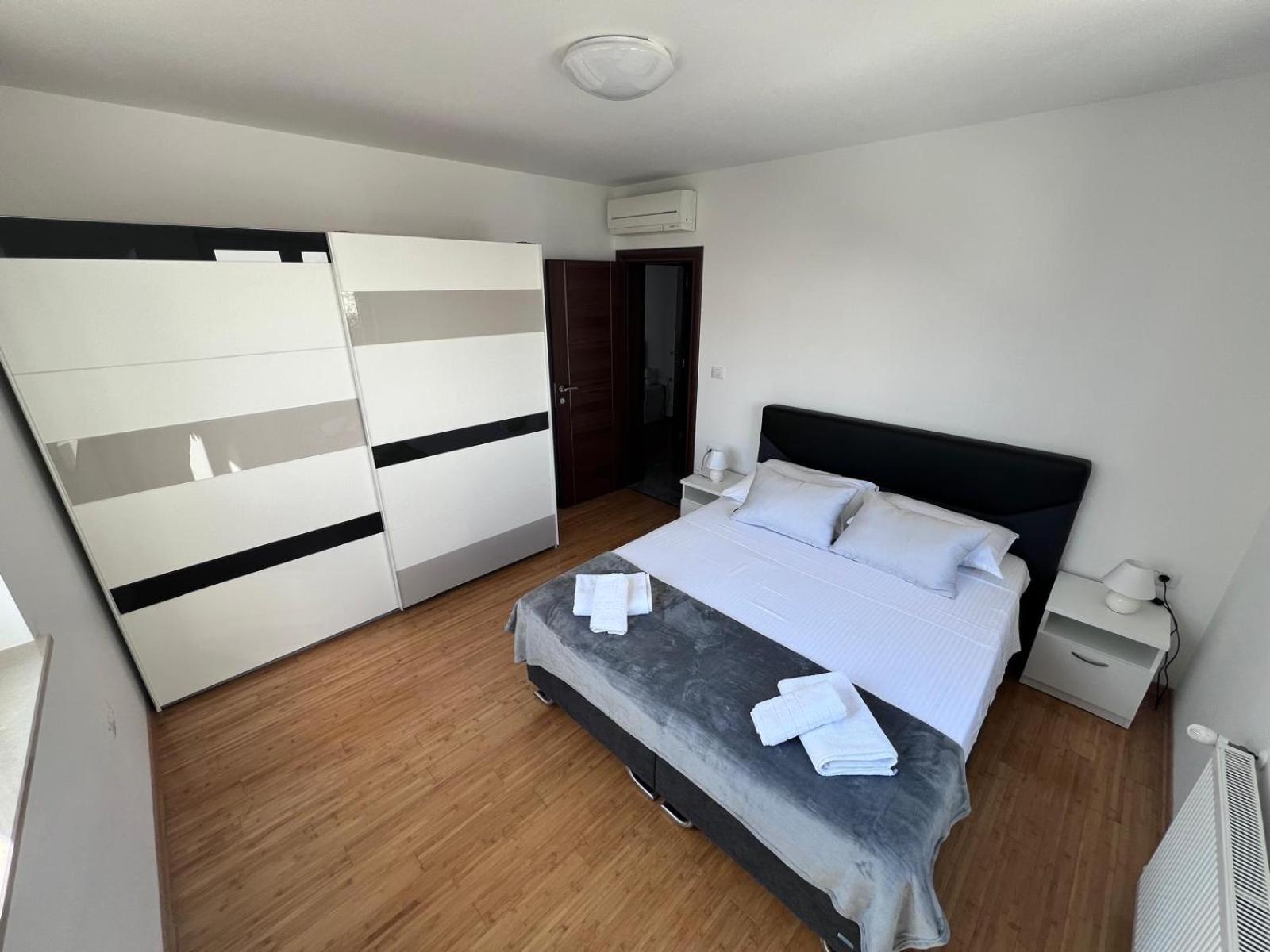 SeaScape Deluxe Residence photo 2