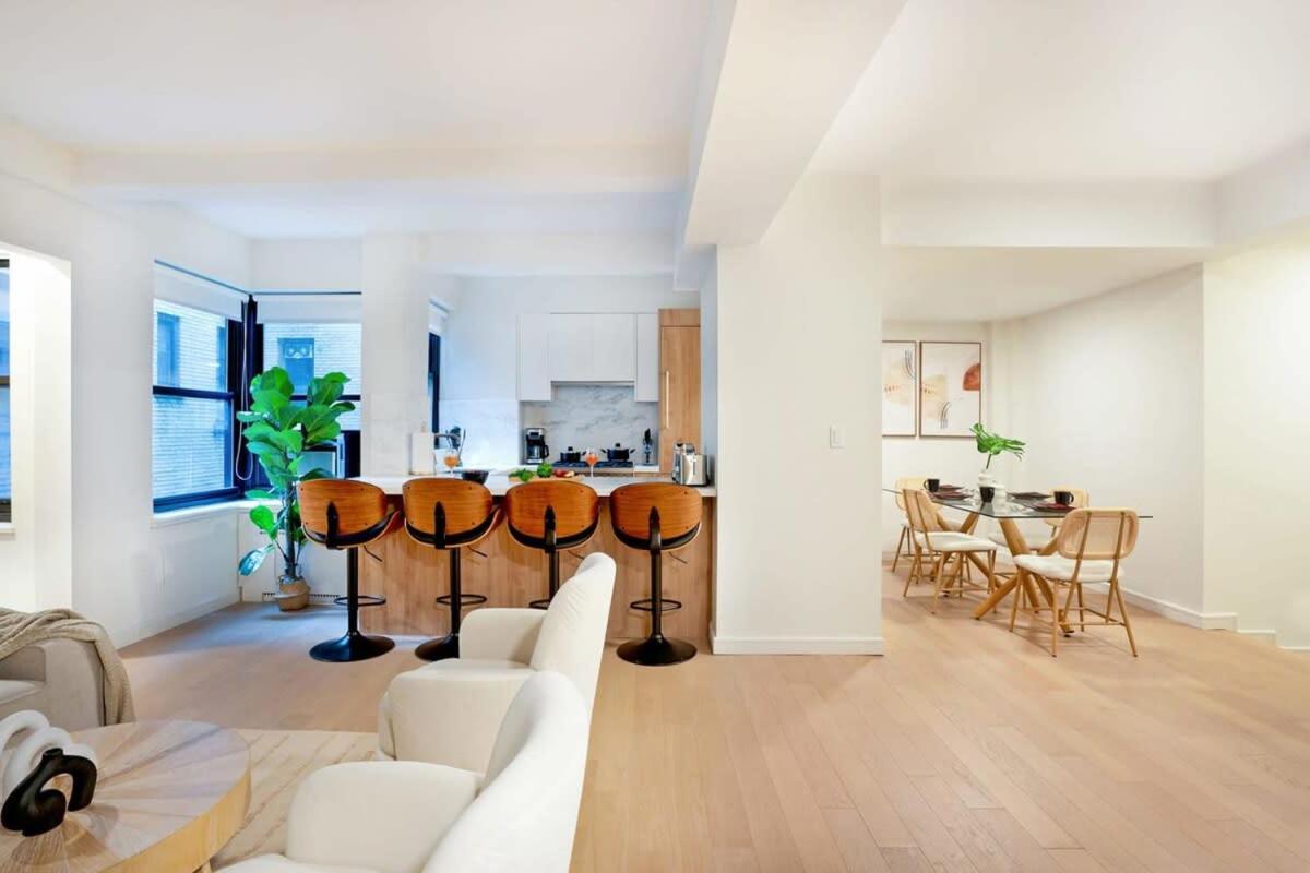 52-3DE Newly renovated 2BR BTH Midtown East