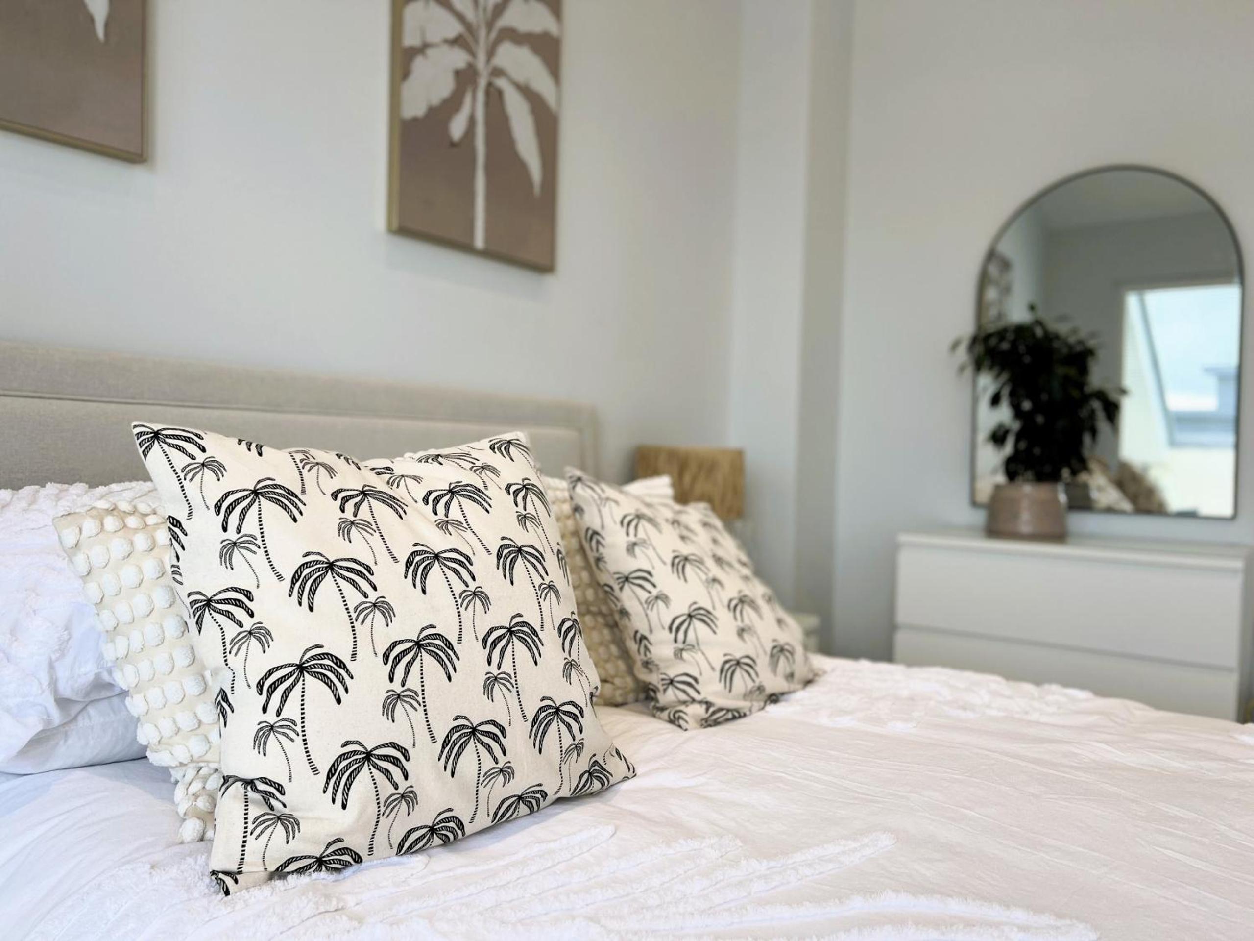 Sandown Vacations - The Island Holiday Company-Seagrass - Property Image 53