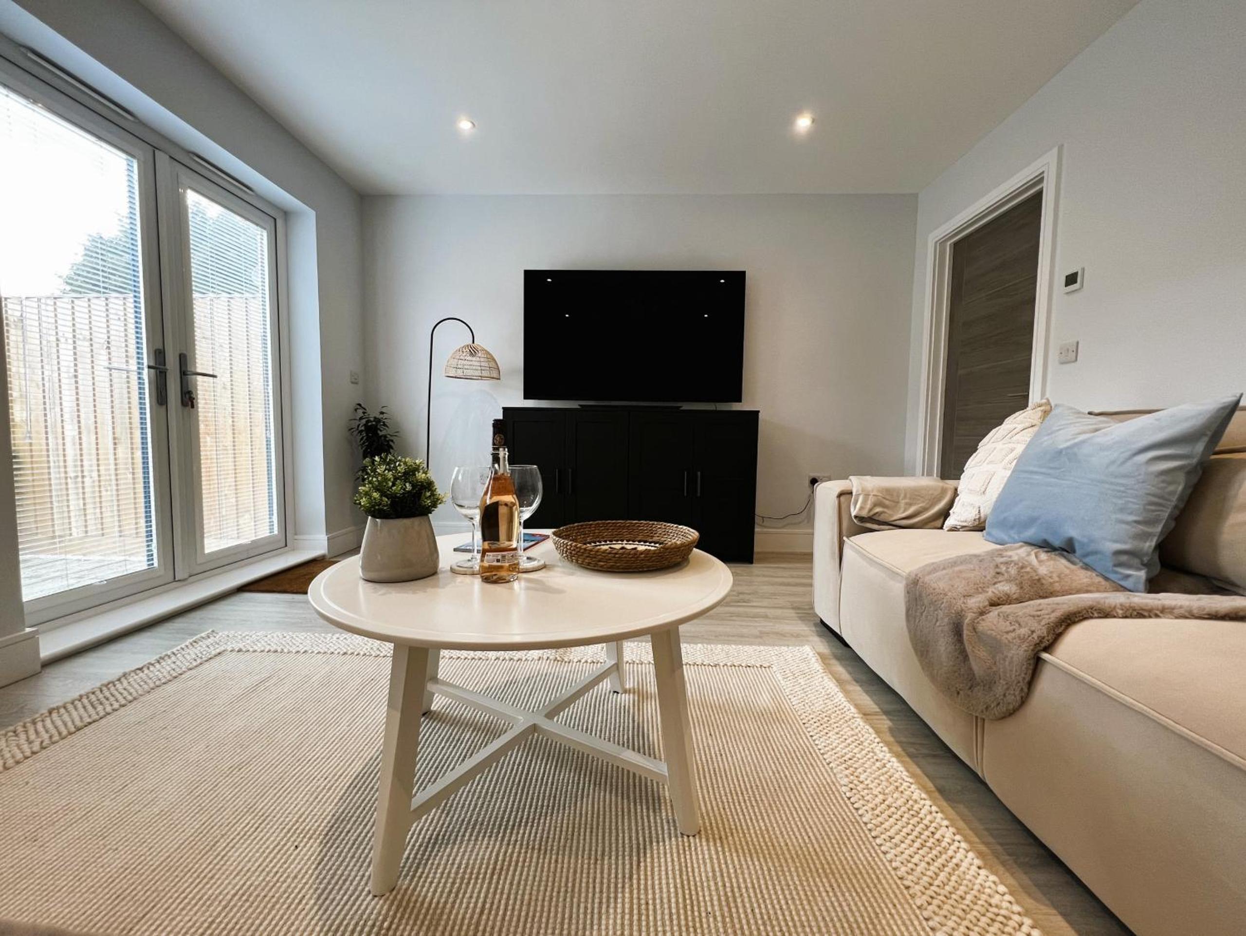 Sandown Vacations - The Island Holiday Company-Seagrass - Property Image 69
