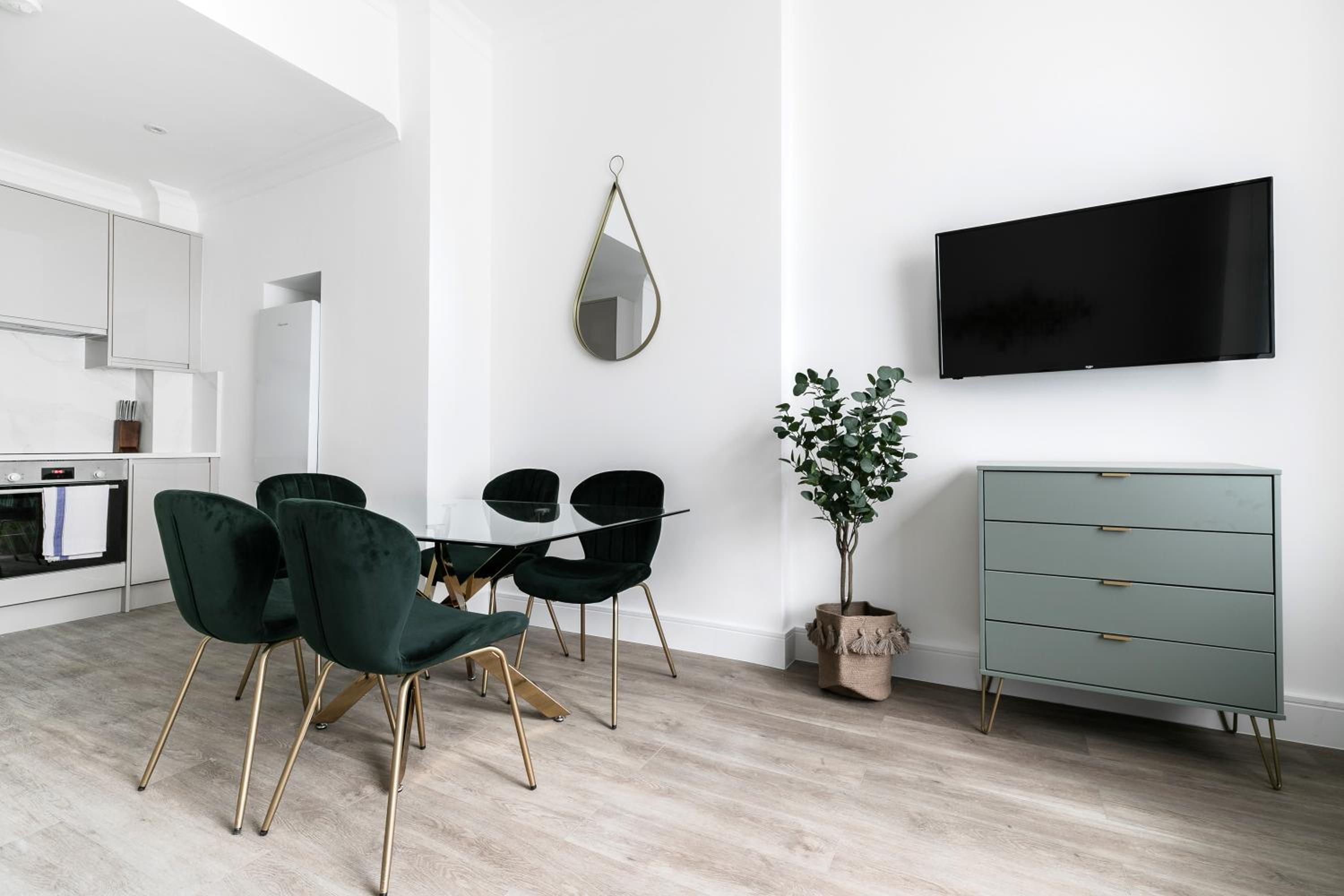 Stylish Apartments - Hyde Park
