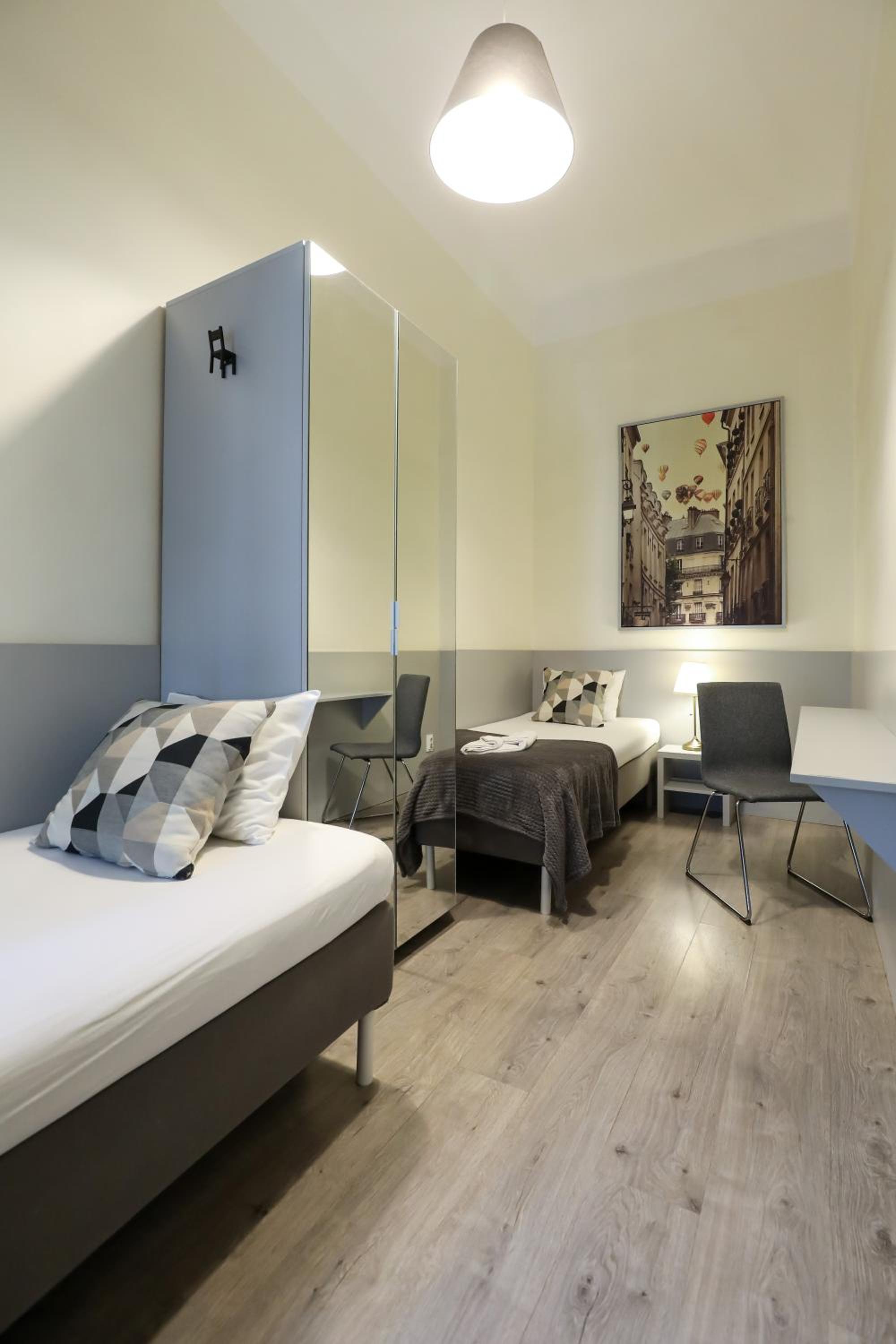 hotel room