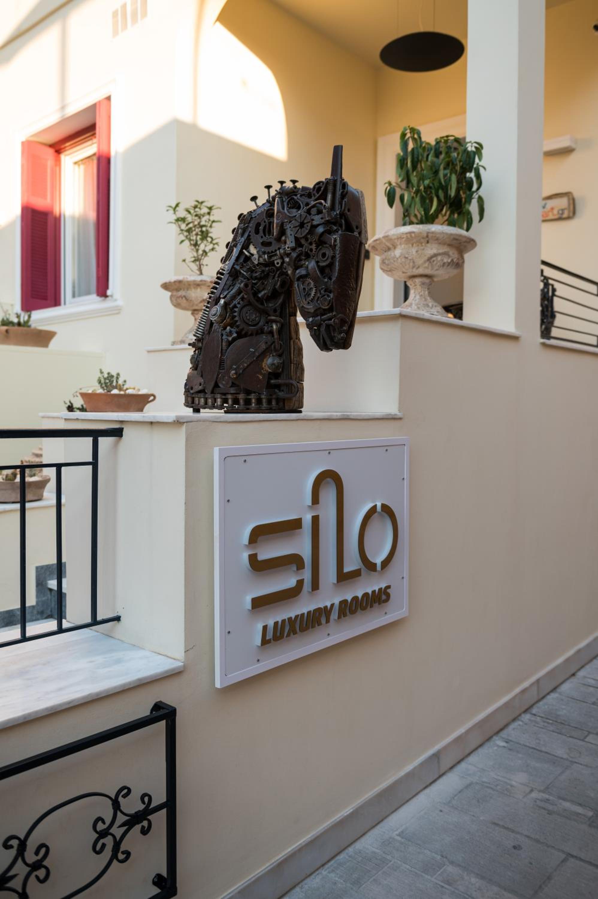 Silo Luxury Rooms view 5