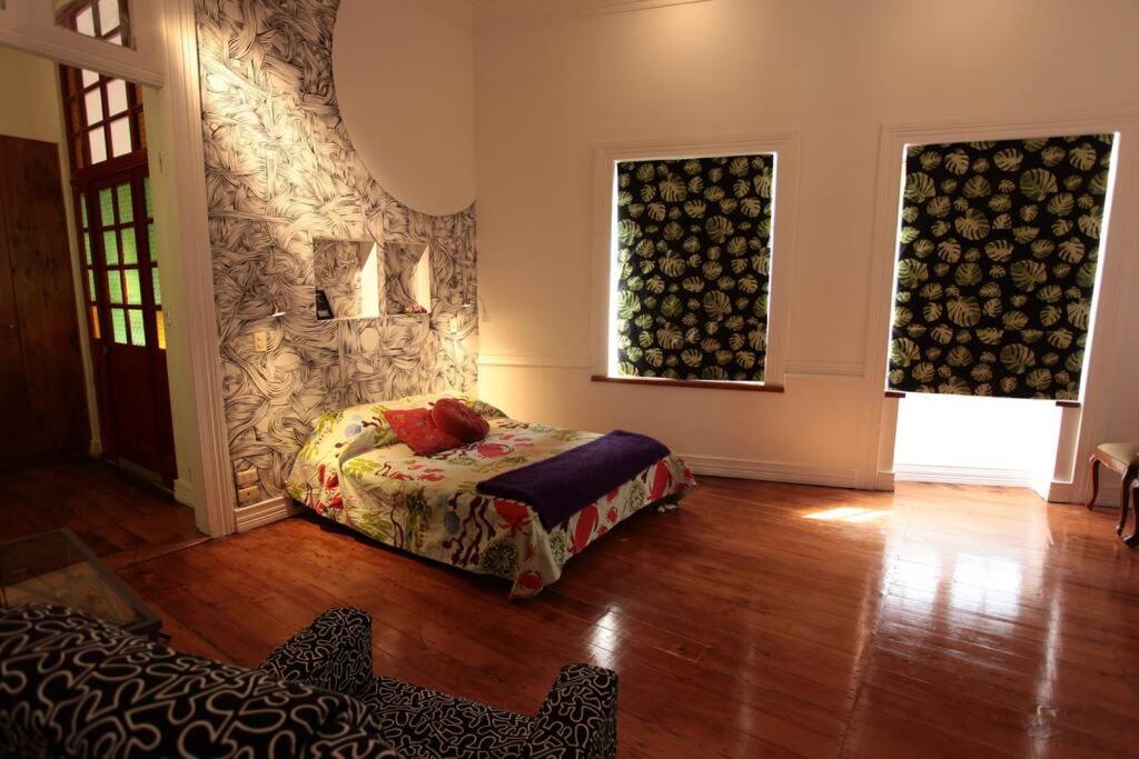 Patrimonial redesigned luminous loft for couples