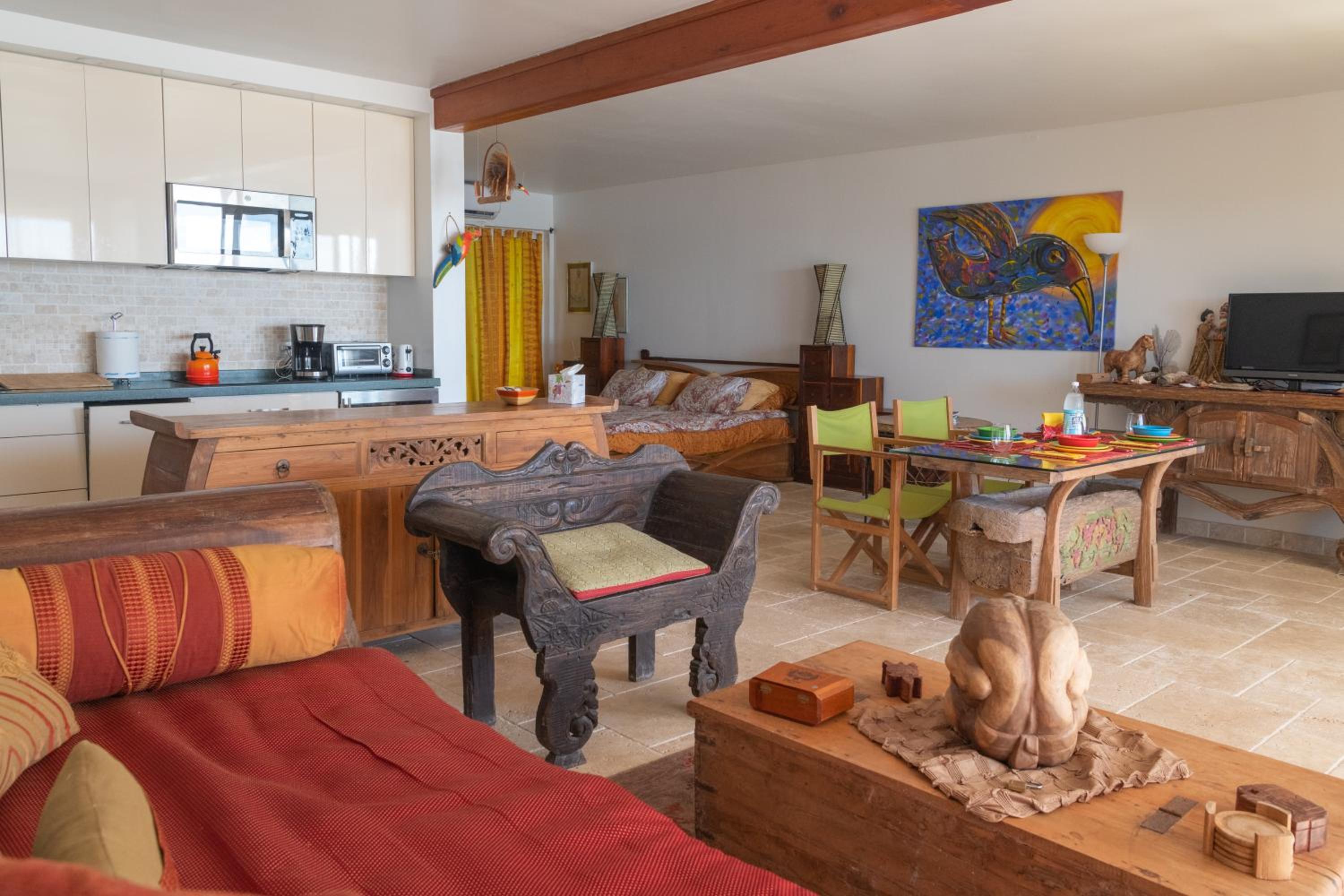 Luxurious Beach Front Apartment