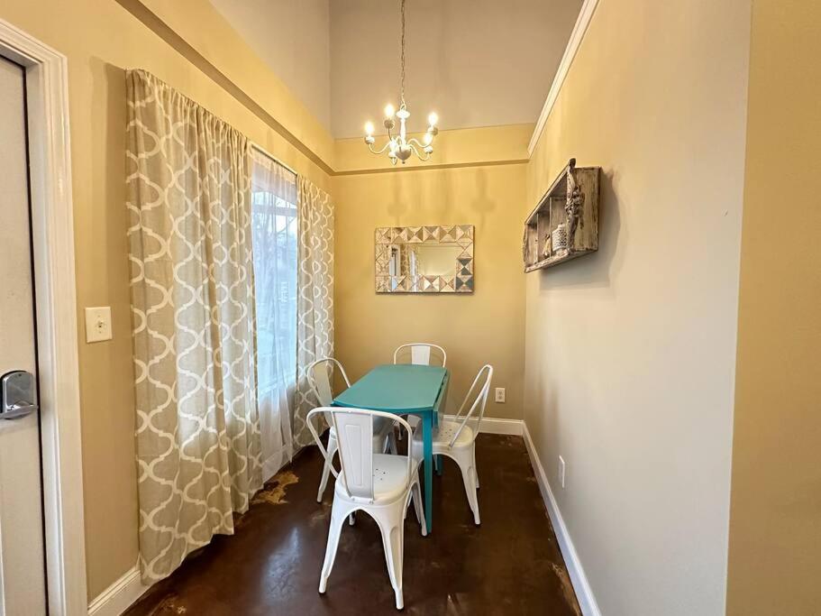 Haven at Hazel~Downtown Bungalow view 4