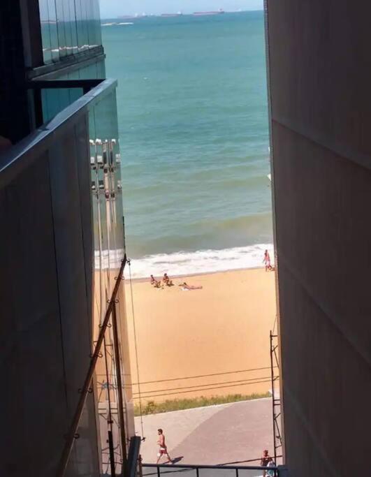 Prédio Frente Mar Praia da Costa 08