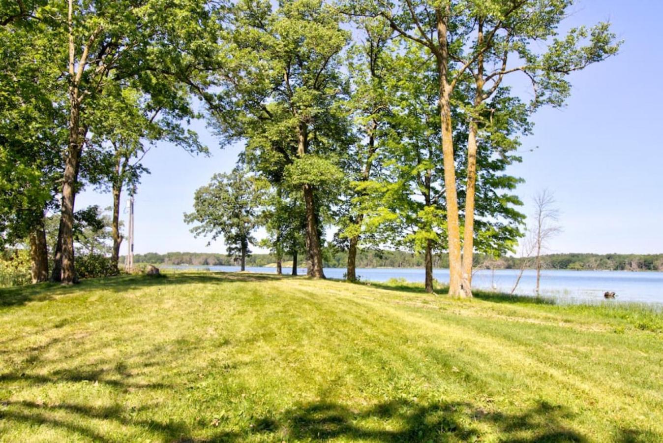 Escape to a Studio Style Hideaway Nature and Lake