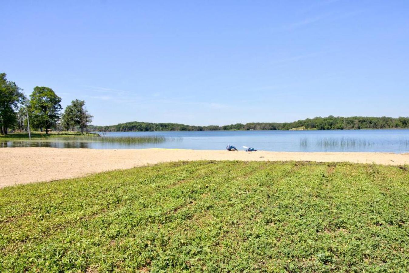 Studio Cottage Lake and Beach - Property Image 13