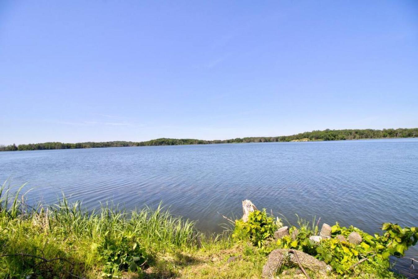 Spitzer Lake Escape to a Studio Style Cottage