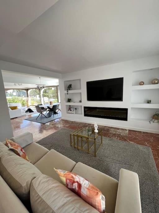 Beautiful Villa in La Cala de Mijas, in a great location. view 2