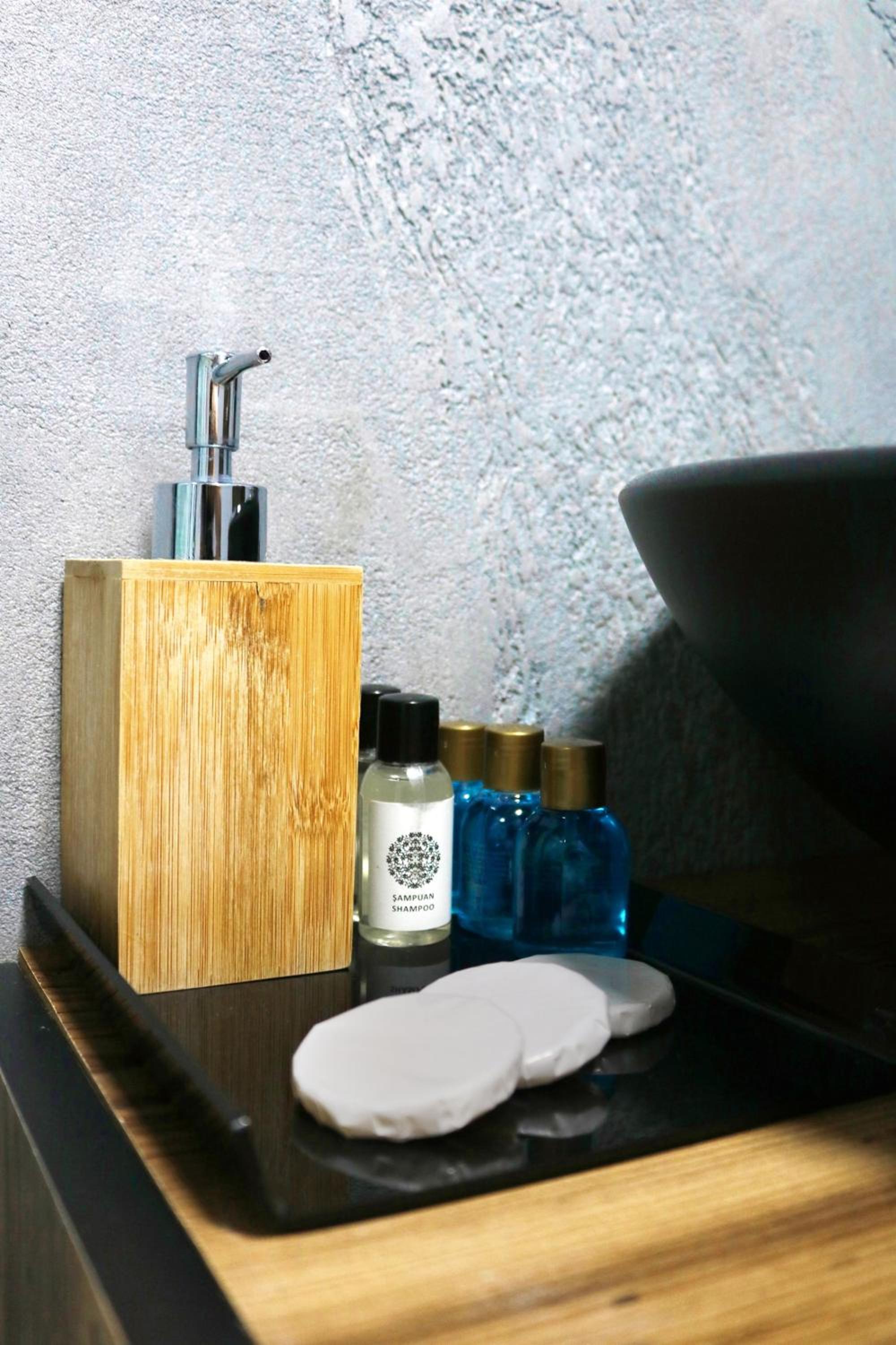 Insta Hotel Karakoy - Image 16