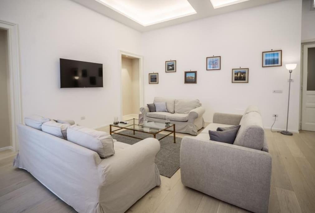 Luxury apartment in Naples