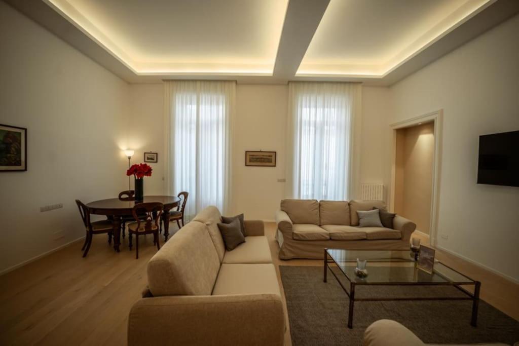 Luxury apartment in Naples
