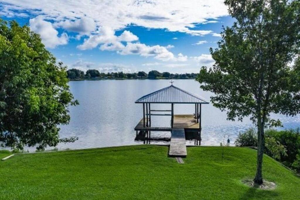Lake August Lake House Get Away - Property Image 11