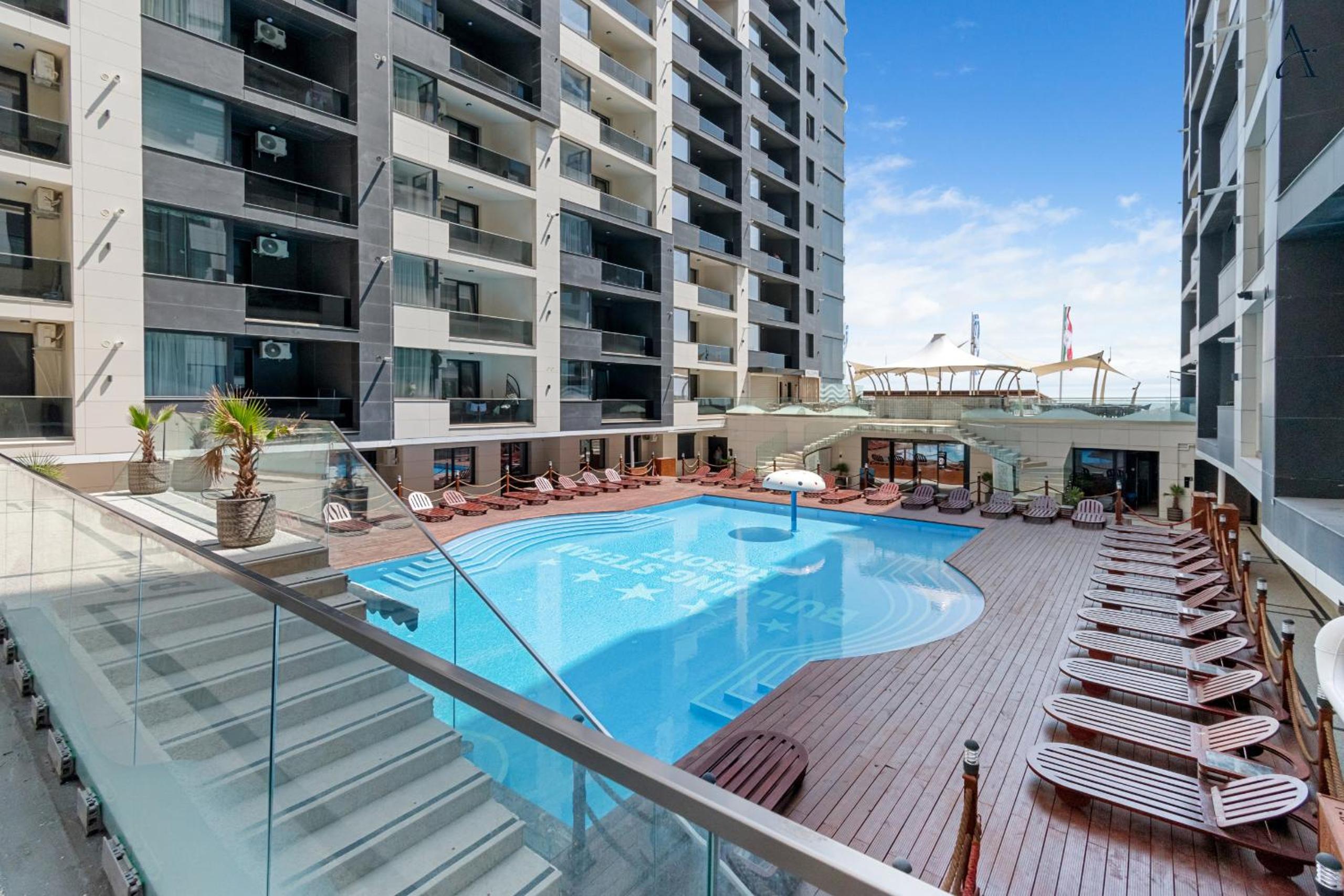 Studio with Sea View & Pool Acces view 4