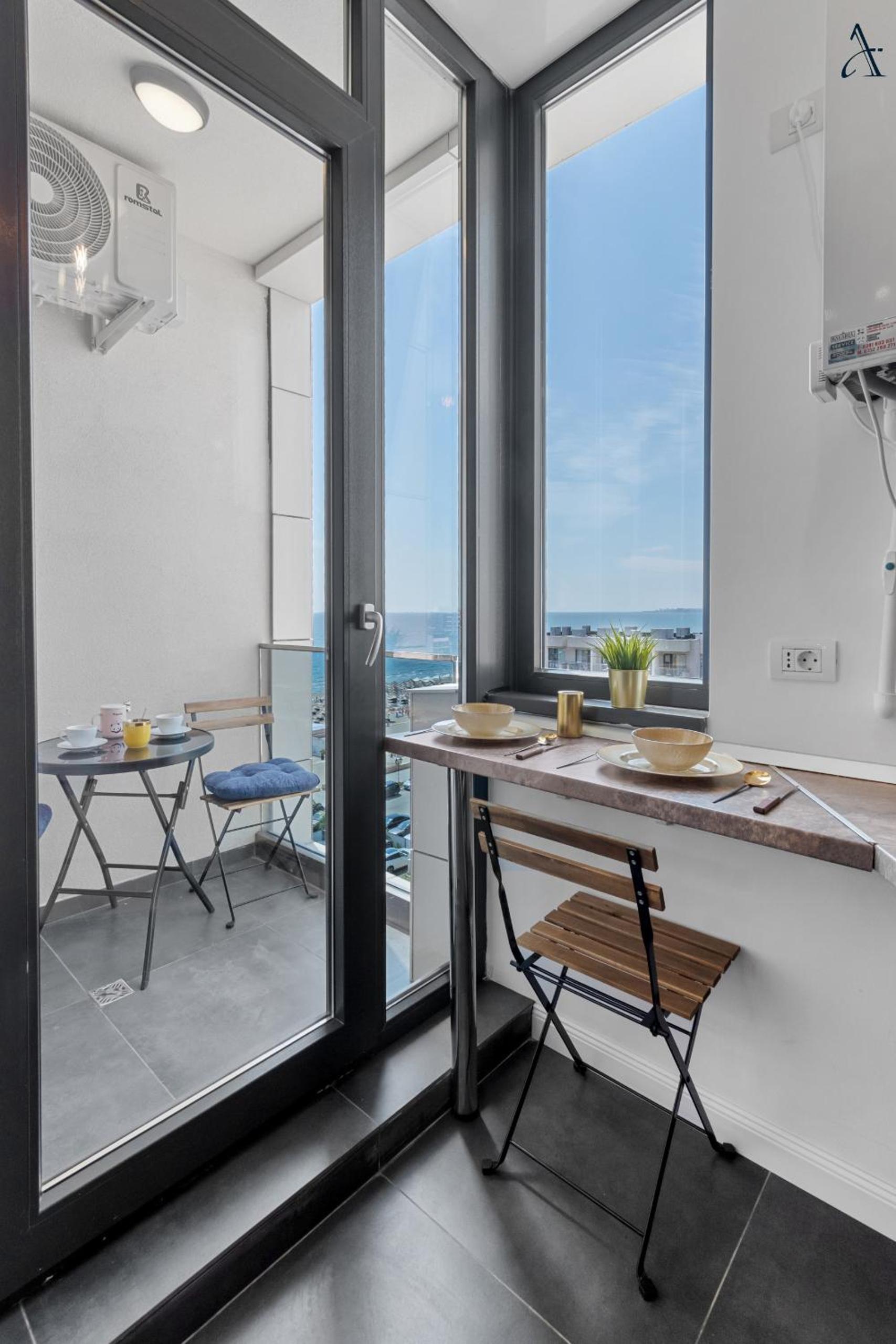 Studio with Sea View & Pool Acces view 3