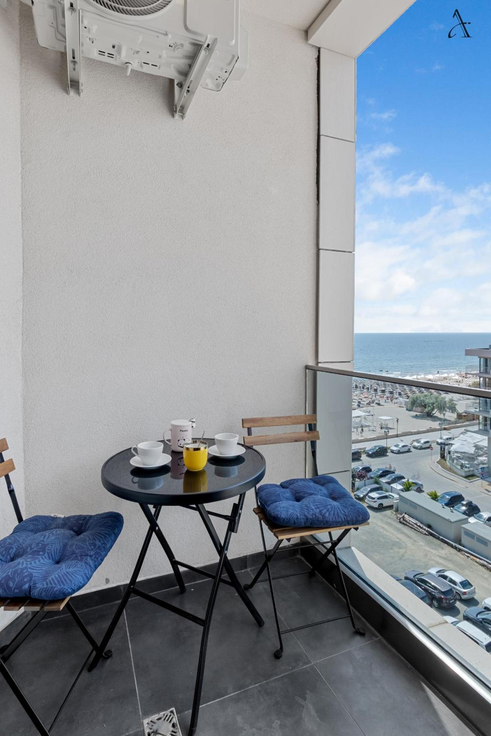 Studio with Sea View & Pool Acces view 2